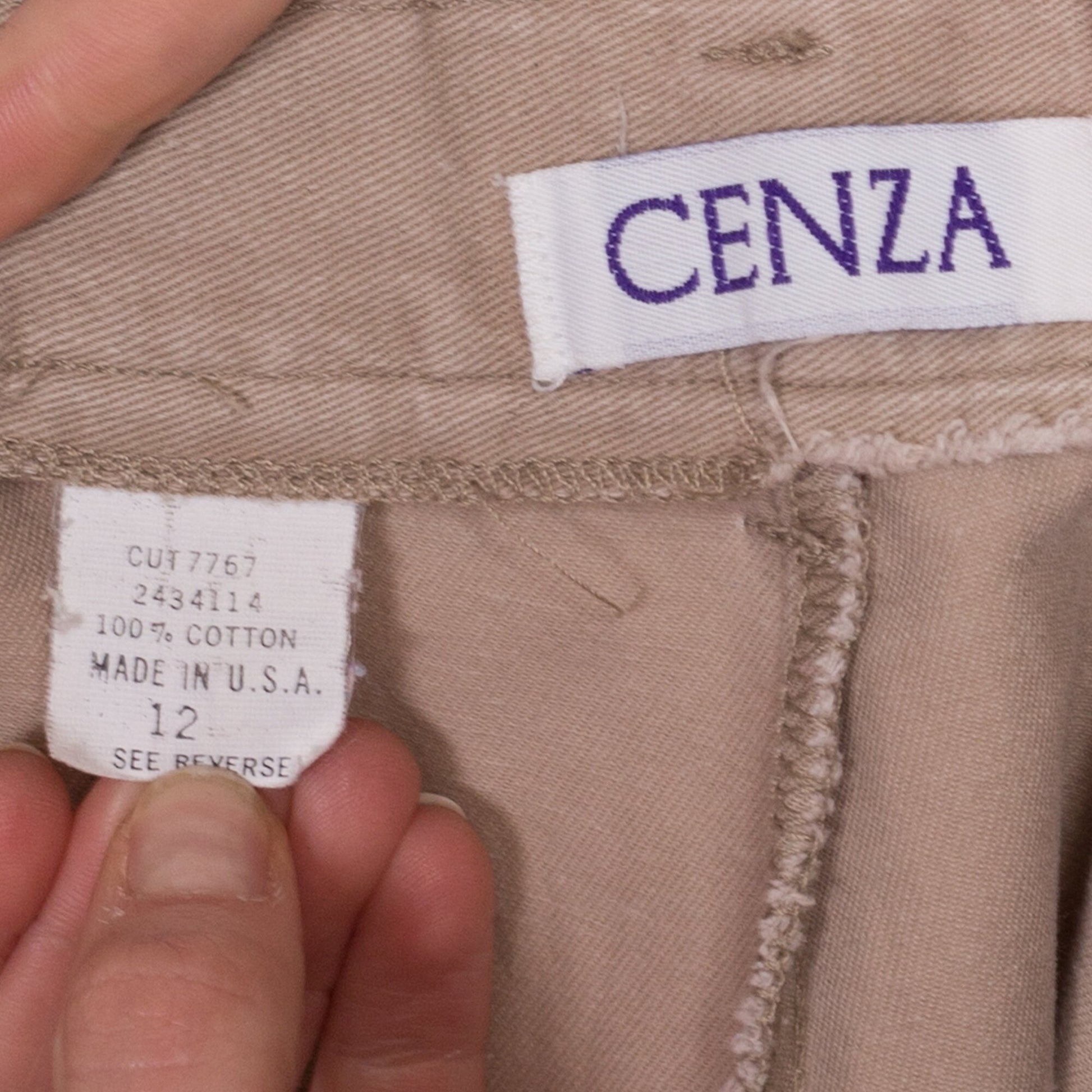 80s Khaki Pleated Cotton Shorts - Large, 31" | Vintage High Waisted Wide Leg Casual Mom Shorts