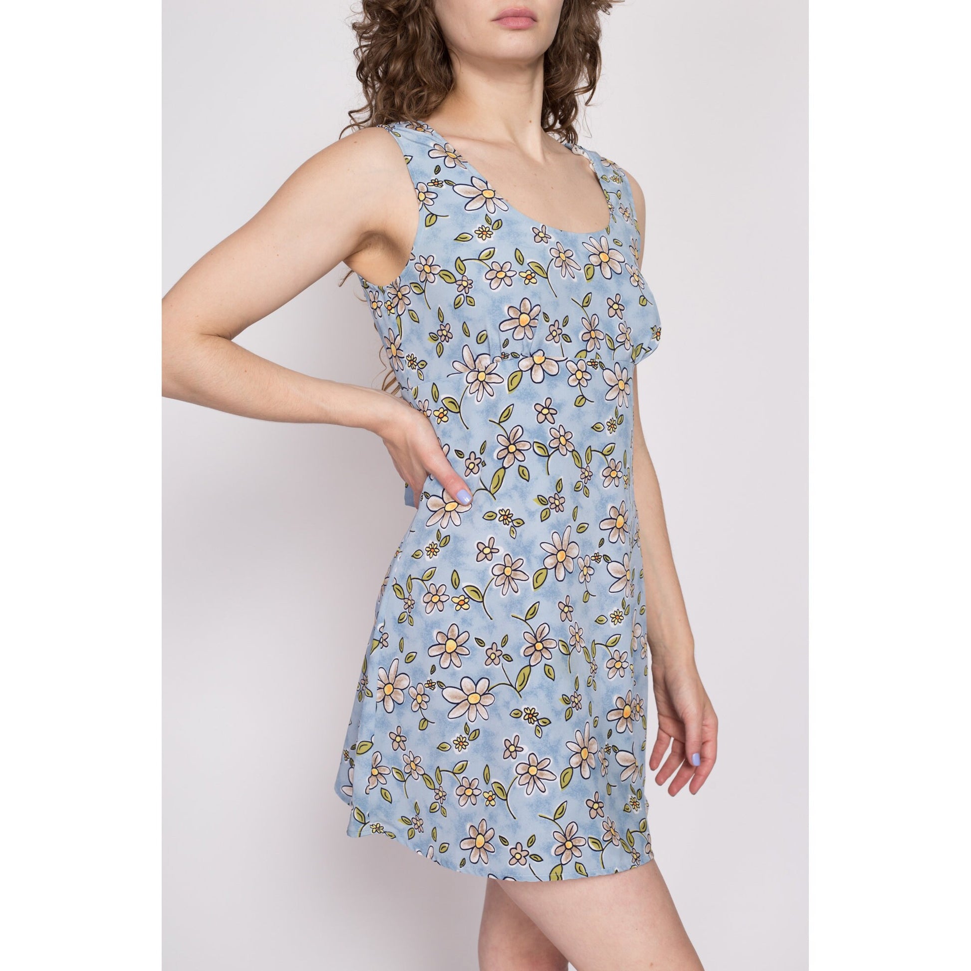 90s Blue Daisy Floral Mini Babydoll Dress - Medium | Vintage A Line Sleeveless Scoop Neck Sundress