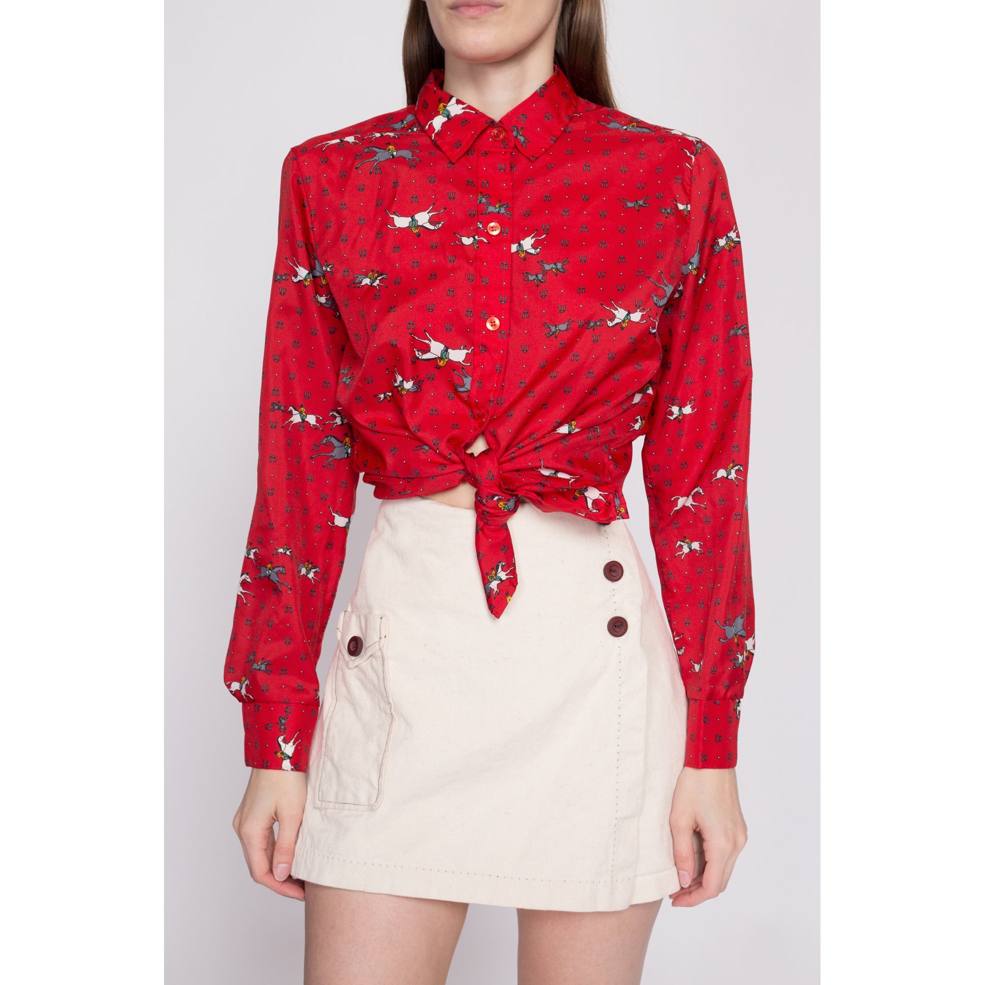 70s 80s Equestrian Novelty Print Top - Medium | Vintage Red Horse Graphic Long Sleeve Collared Button Up Shirt