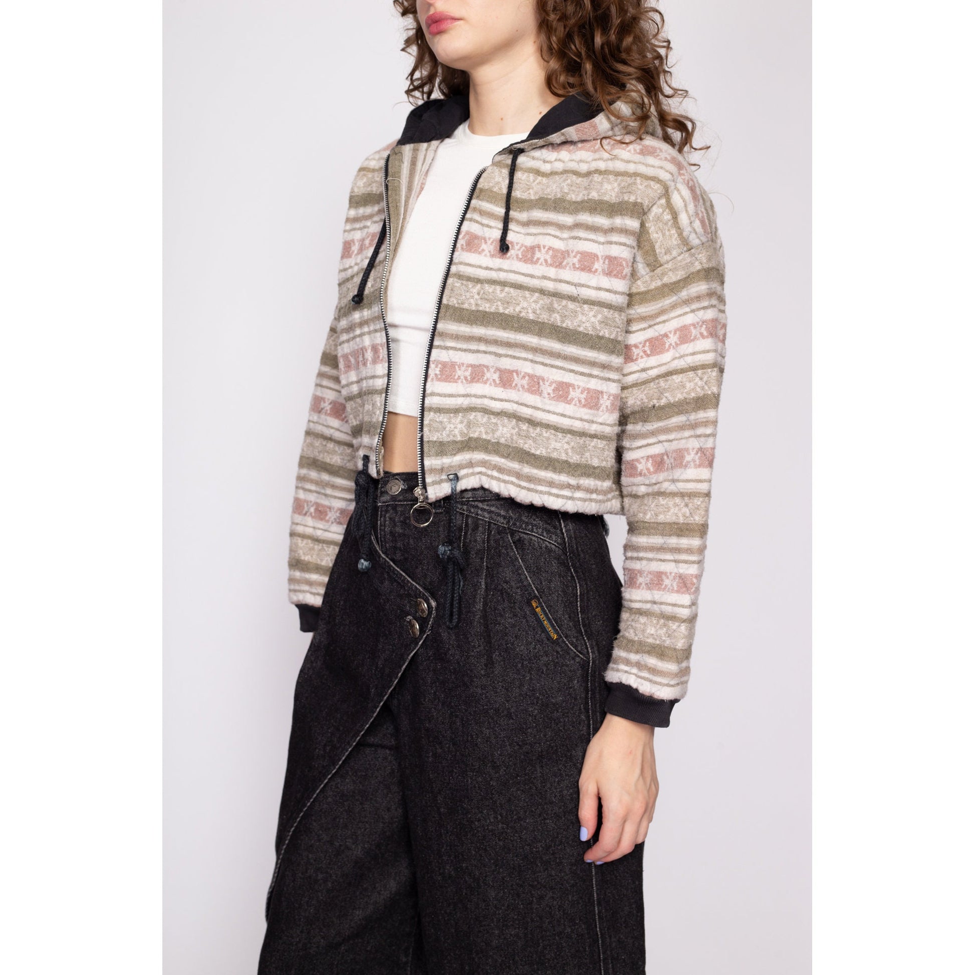 90s Quilted Striped Hoodie - Medium | Vintage Cotton Zip Up Hooded Cropped Sweater