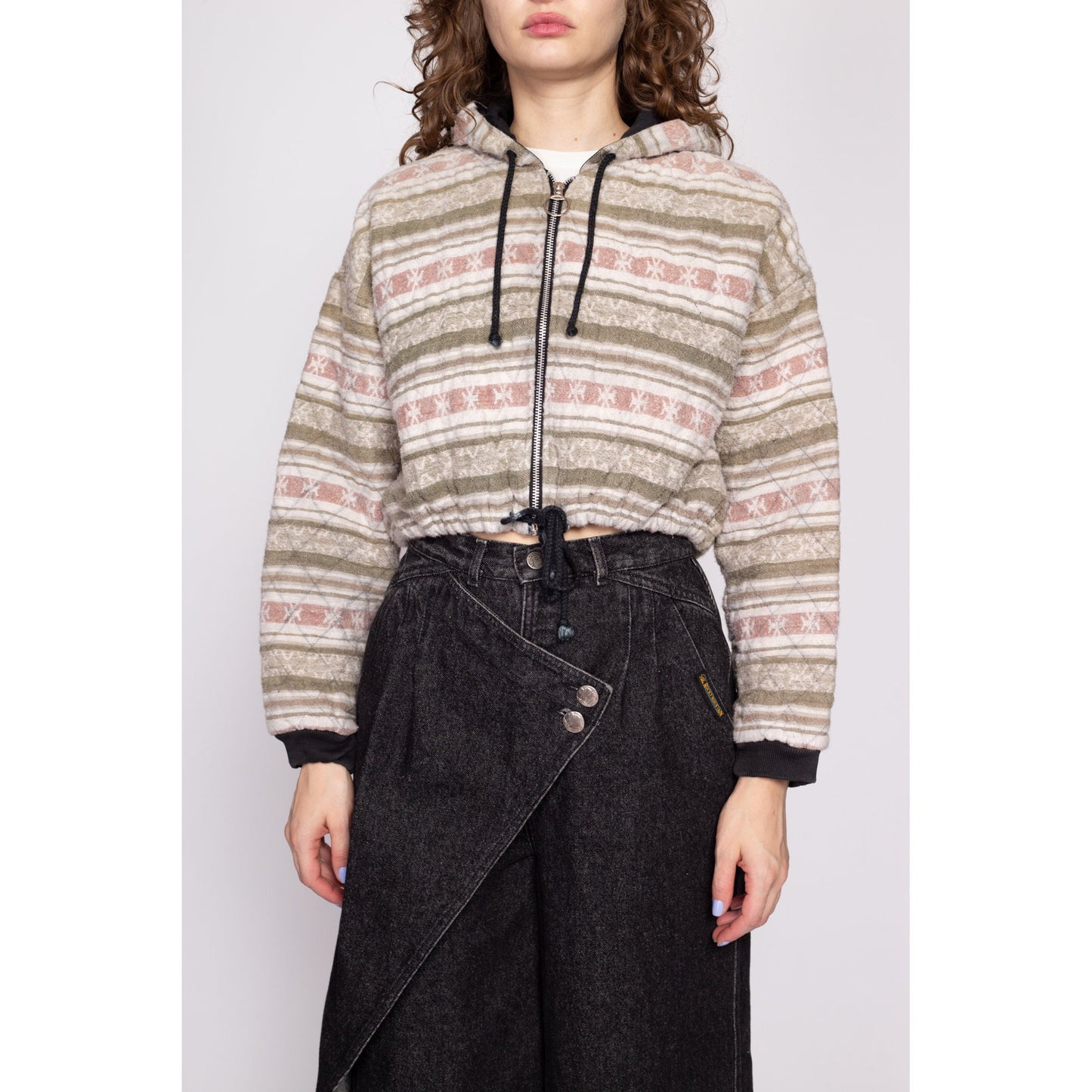 90s Quilted Striped Hoodie - Medium | Vintage Cotton Zip Up Hooded Cropped Sweater