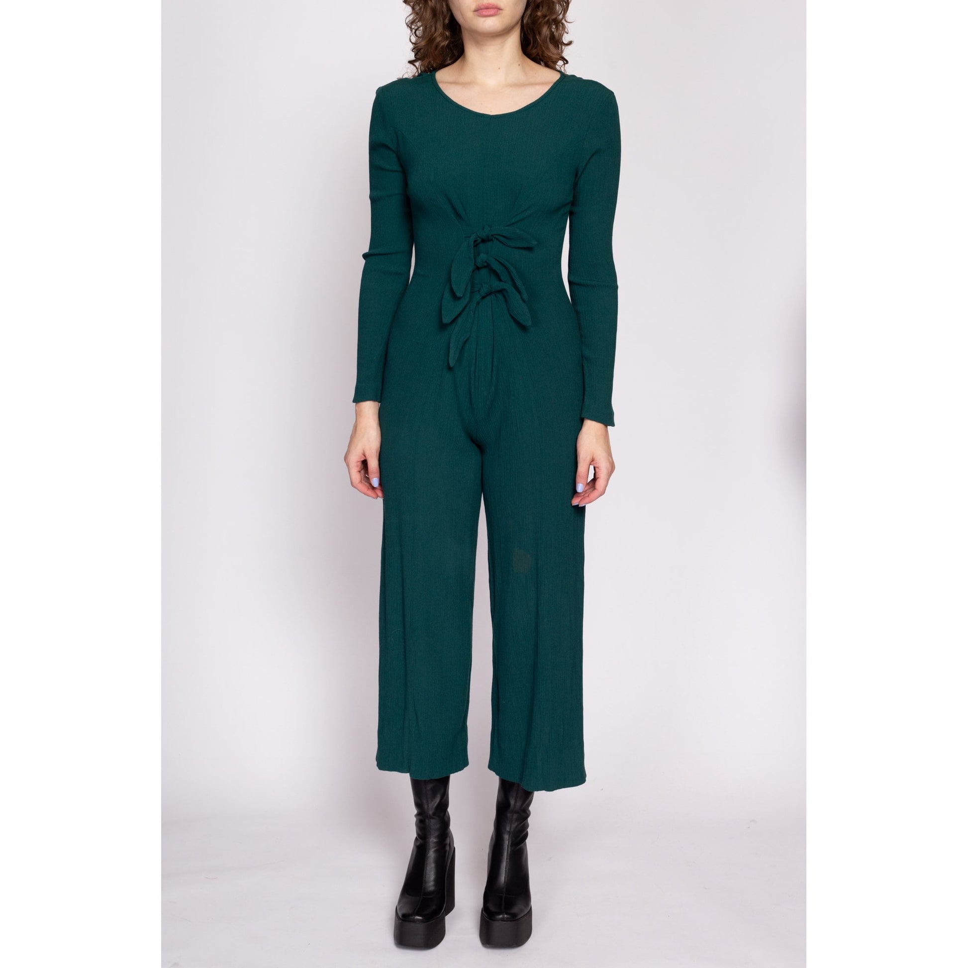 90s Grunge Emerald Green Tie Front Jumpsuit - Small | Vintage All That Jazz Boho Long Sleeve Romper Outfit