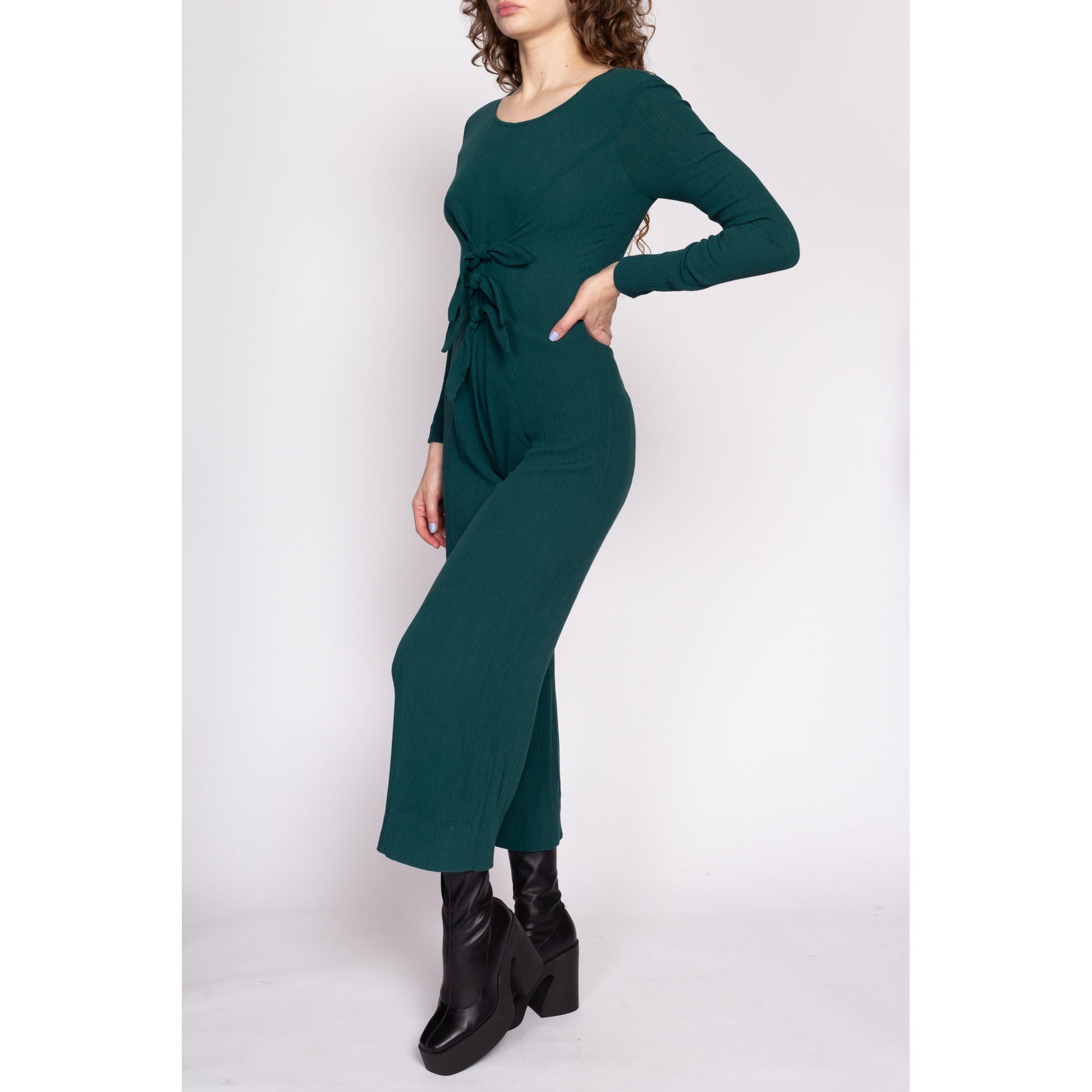 90s Grunge Emerald Green Tie Front Jumpsuit - Small | Vintage All That Jazz Boho Long Sleeve Romper Outfit