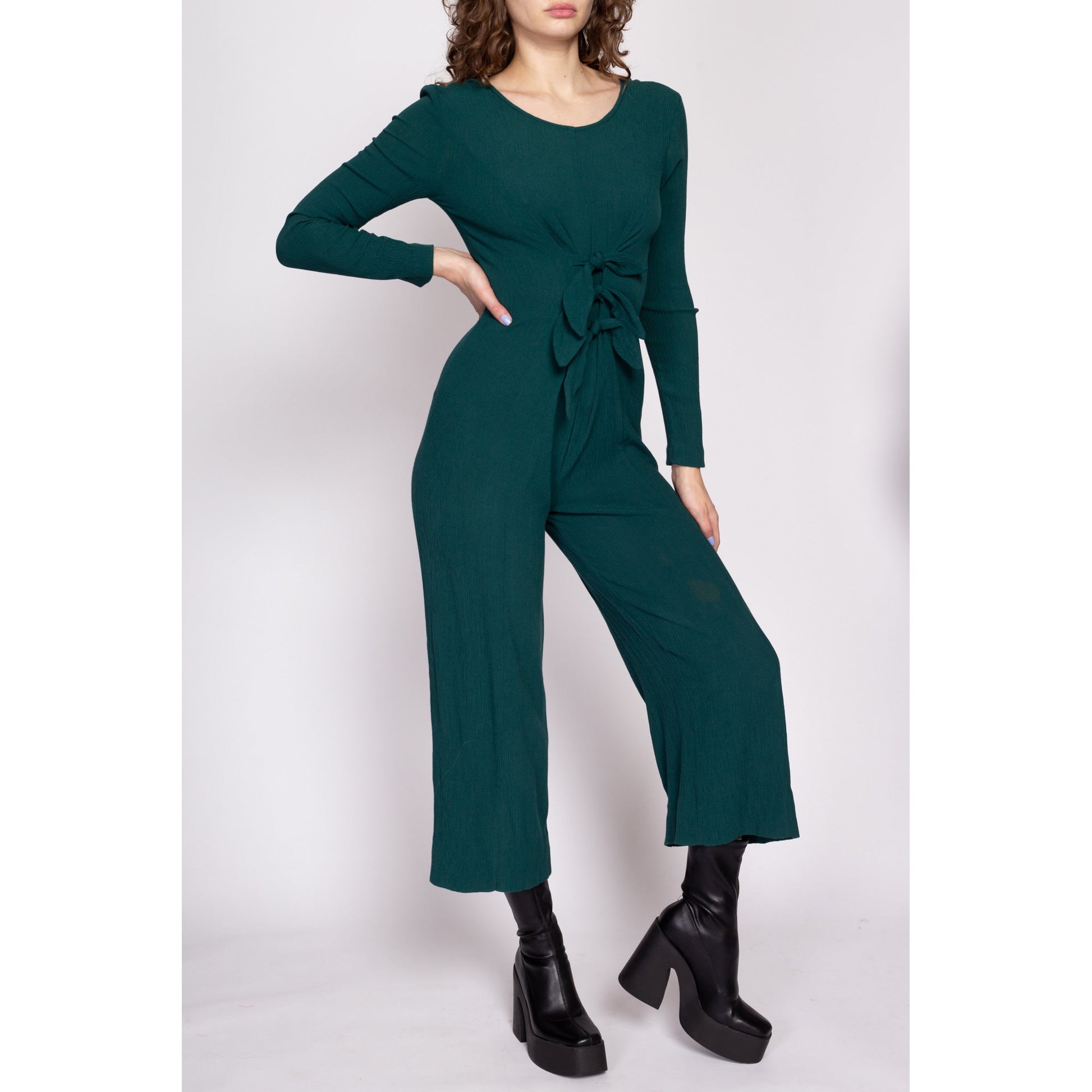 90s Grunge Emerald Green Tie Front Jumpsuit - Small | Vintage All That Jazz Boho Long Sleeve Romper Outfit