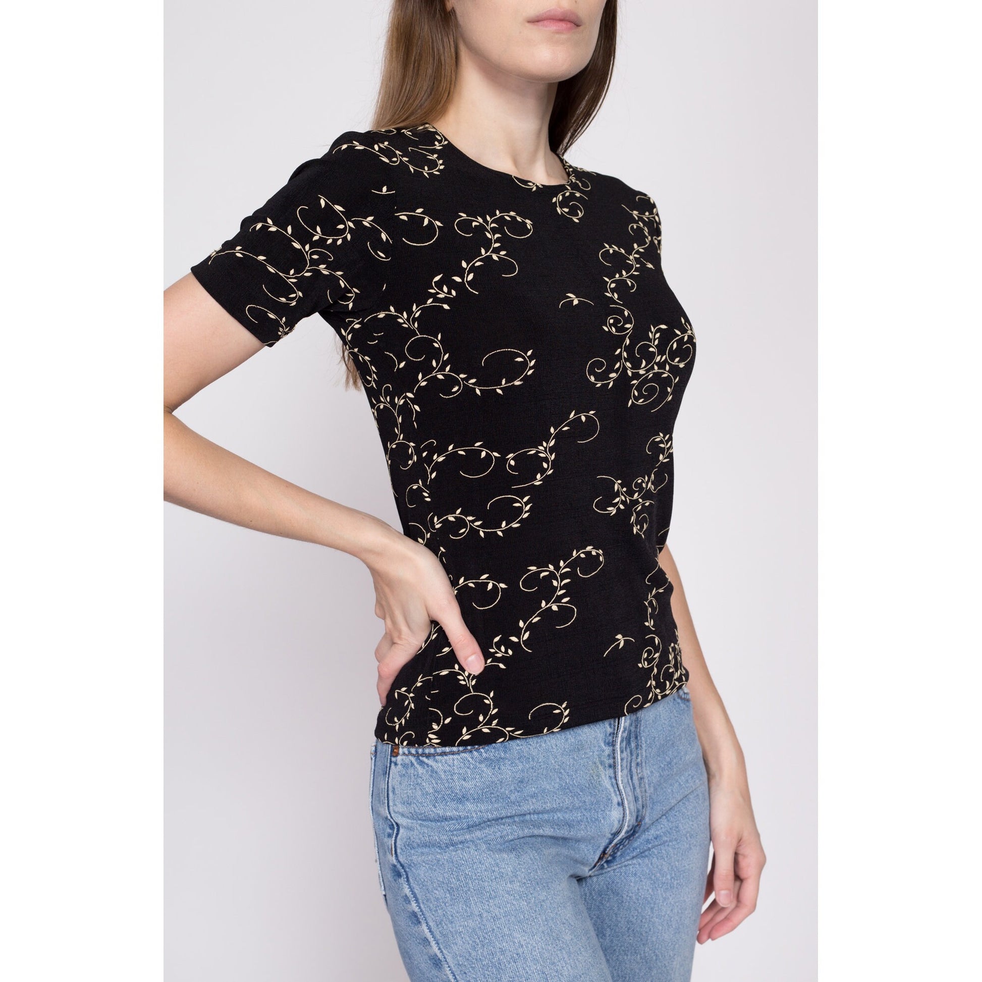 90s Slinky Vine Print Top - Small to Medium | Vintage Black Stretchy Leaf Pattern Shirt