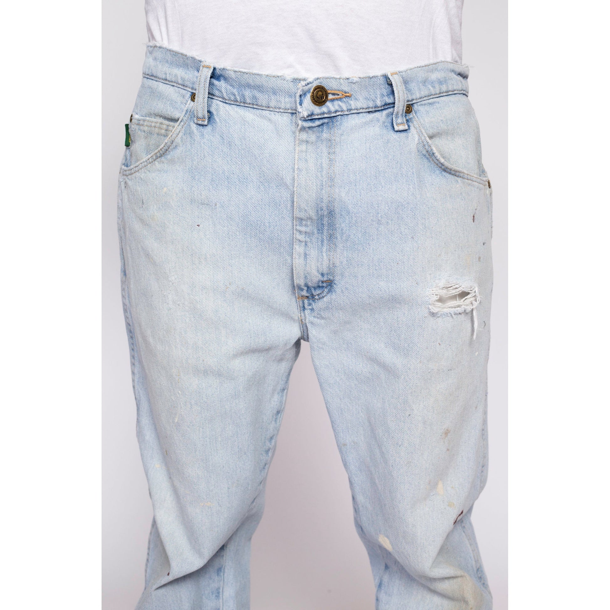 90s Cabela's Distressed Light Wash Jeans - 36x32 – Flying Apple Vintage
