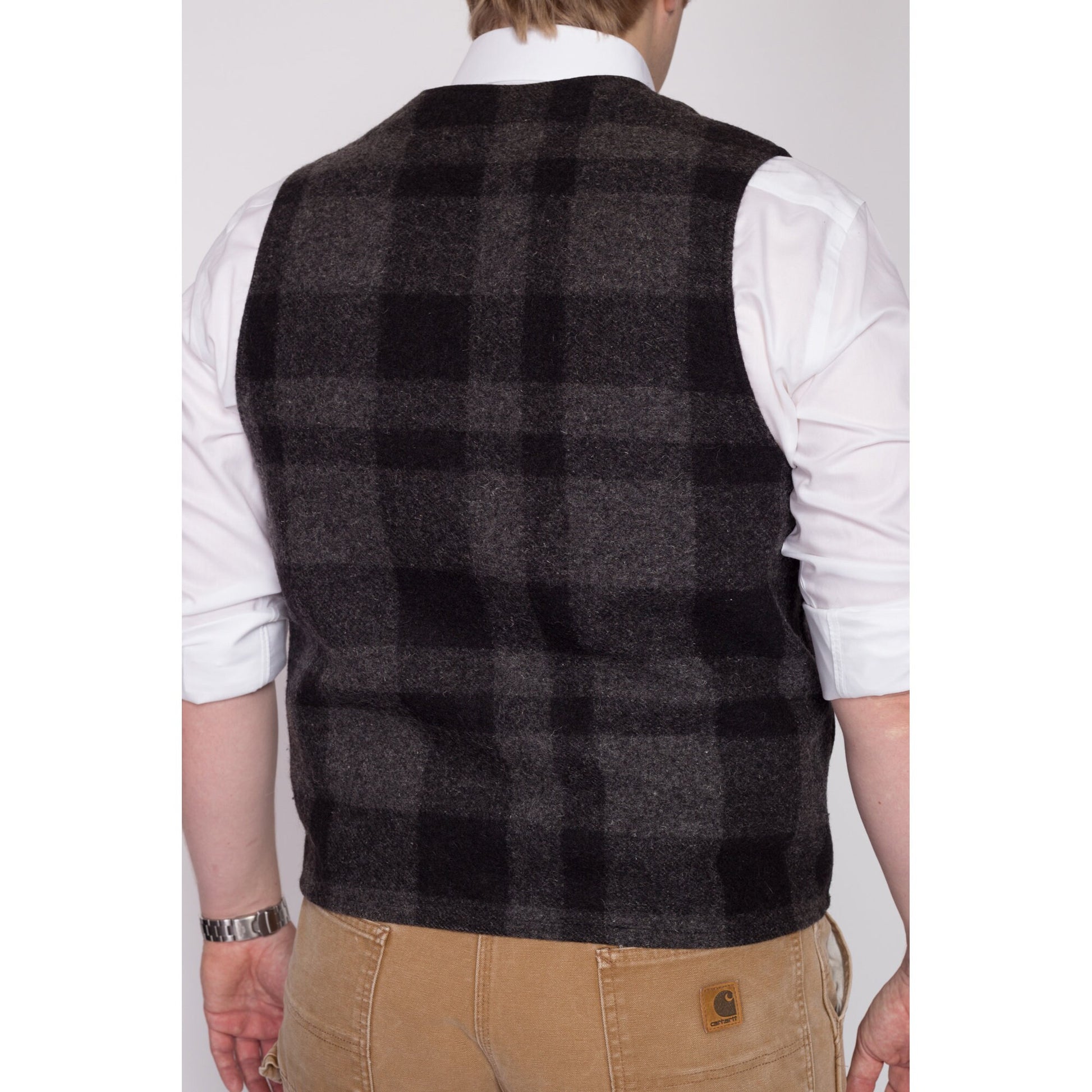 1970s CC Filson Mackinaw Wool Vest - Size 46 | Vintage 70s Button Up Sleeveless Plaid Hunting Jacket