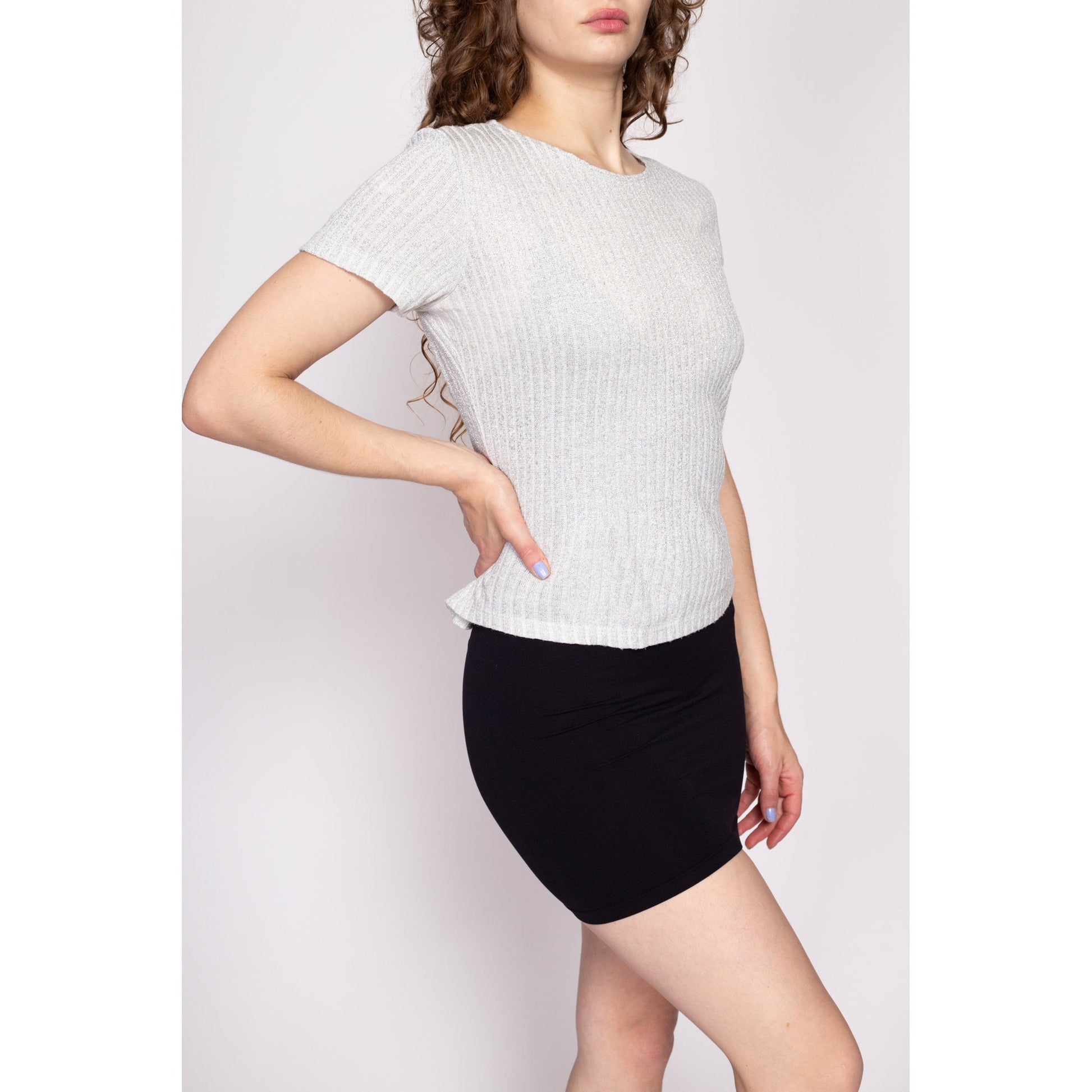 90s Silver Metallic Knit Top - Medium | Vintage Short Sleeve Ribbed Shirt