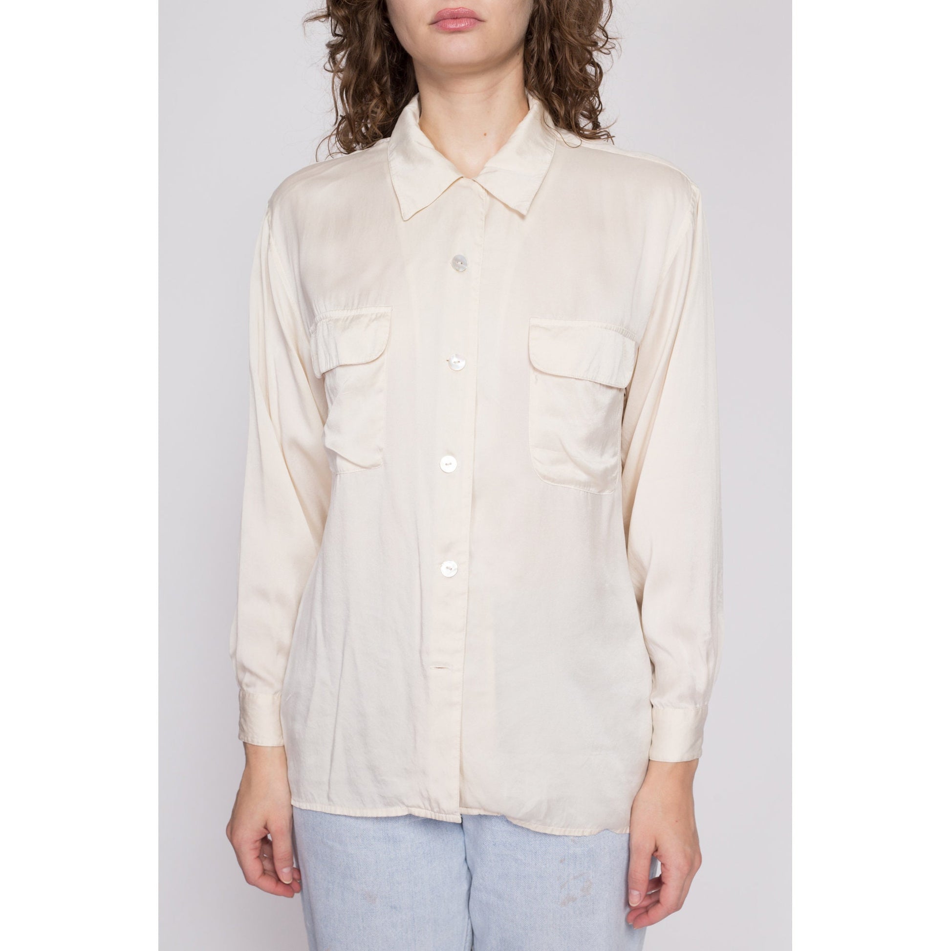 M| 90s Ivory Silk Blouse - Medium | Vintage Minimalist Long Sleeve Button Up Collared Shirt