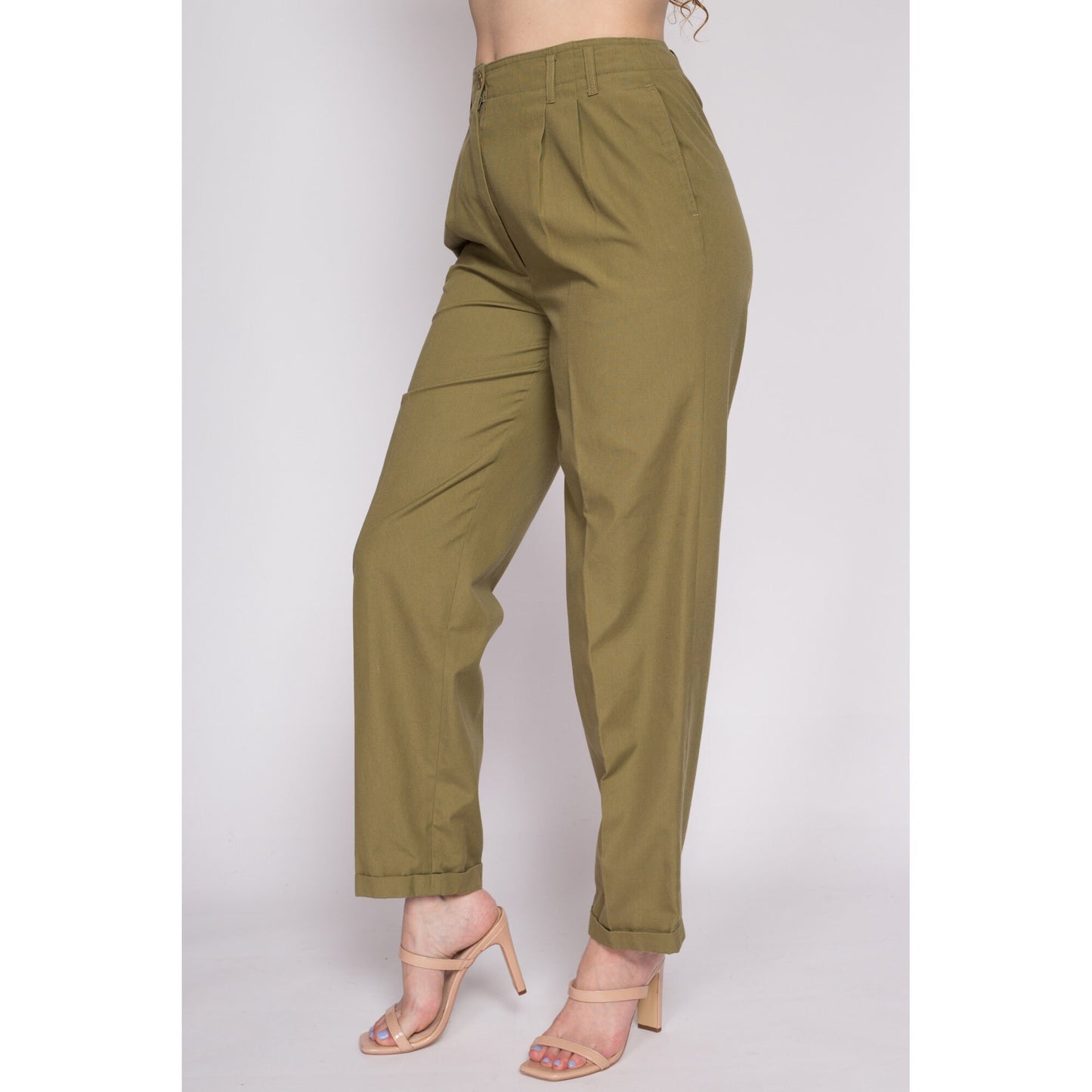 M| 80s Olive High Waisted Trousers - Medium, 28" | Vintage Minimalist Army Green Pleated Tapered Leg Pants