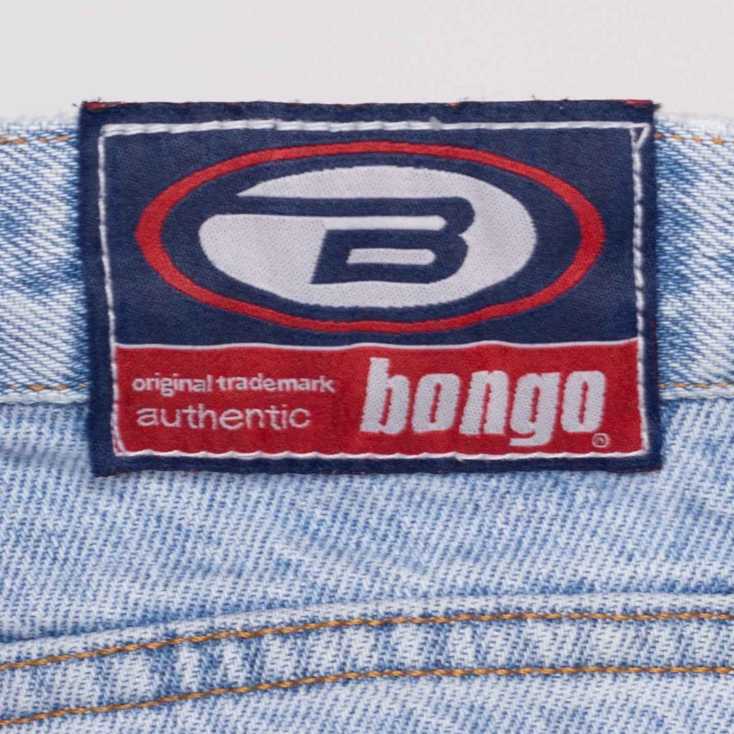 XL| 90s Bongo Boyfriend Jeans - Extra Large | Vintage Light Wash Denim Straight Leg Mid Rise Jeans