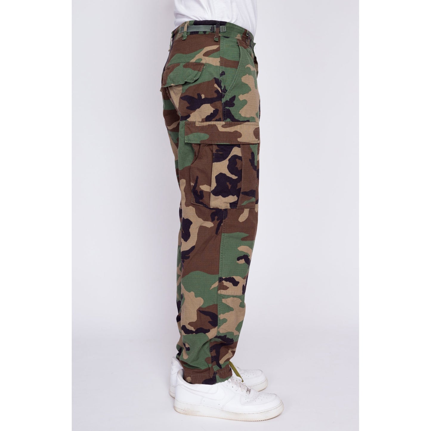 Vintage Camo Cargo Field Pants - 25"-30" Waist | Unisex Military Olive Drab Camouflage Army Trousers