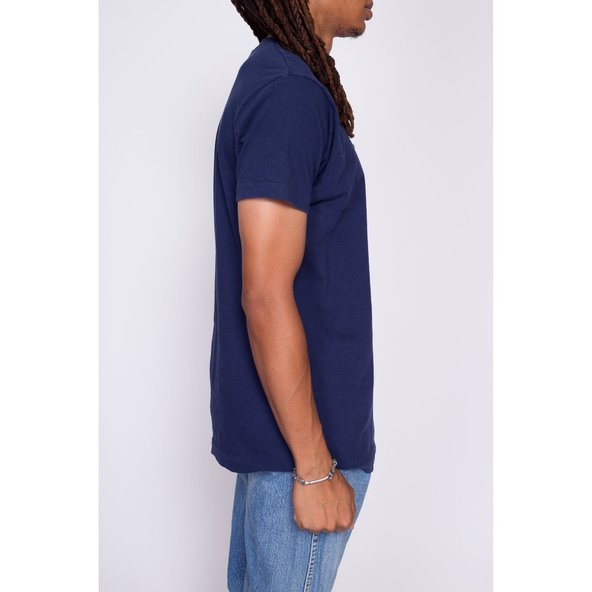 80s Plain Navy Blue Pocket Tee - Men's Medium | Vintage Fruit Of The Loom Cotton Blank T-Shirt
