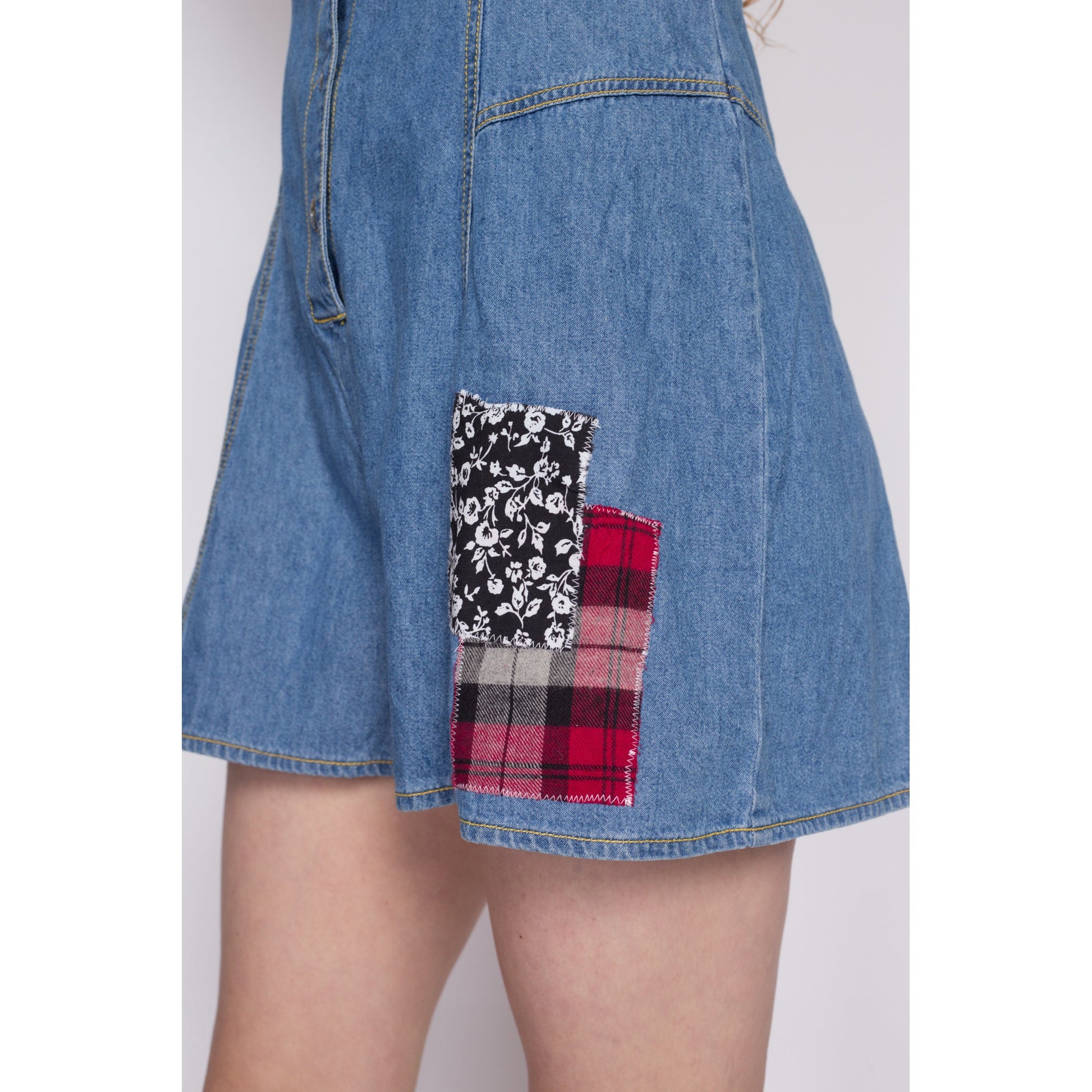 M| 90s Suspender Back Patchwork Denim Romper - Medium | Vintage Light Wash Blue Jean Overall Playsuit