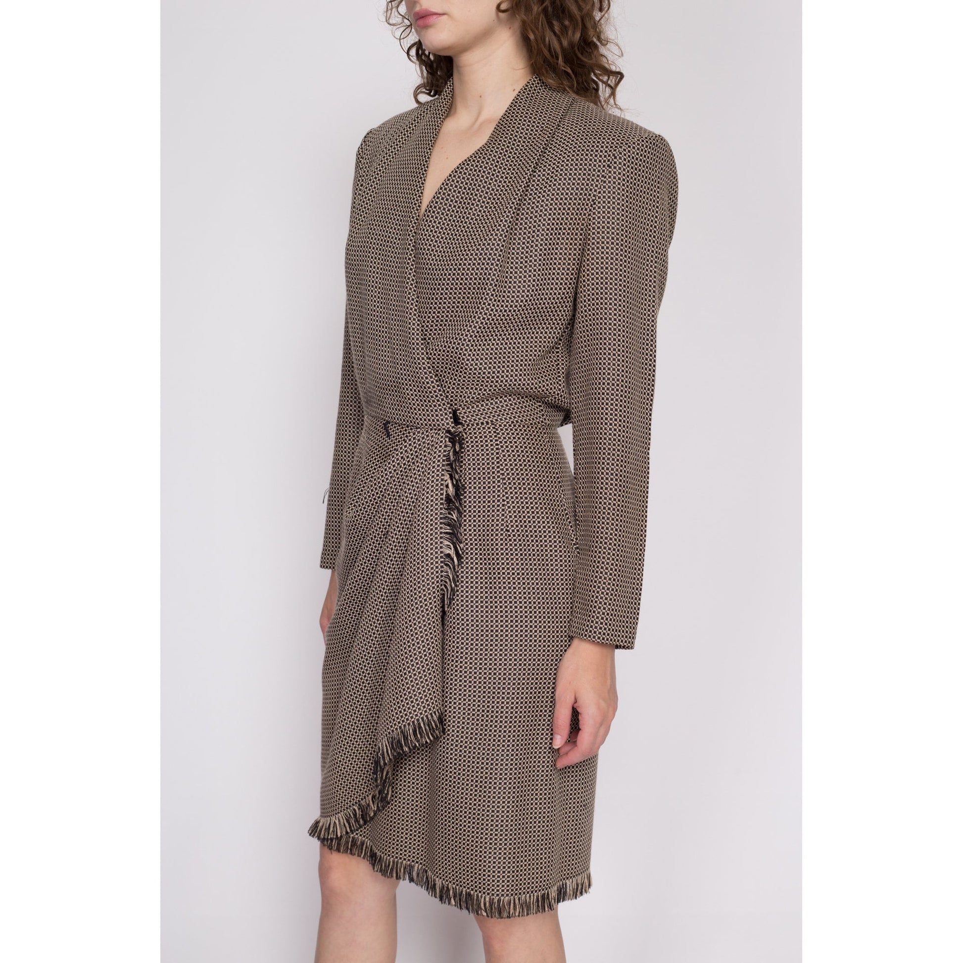 M| 90s Knit Fringe Wrap Dress - Medium | Vintage Long Sleeve Brown Black Knee Length Secretary Dress
