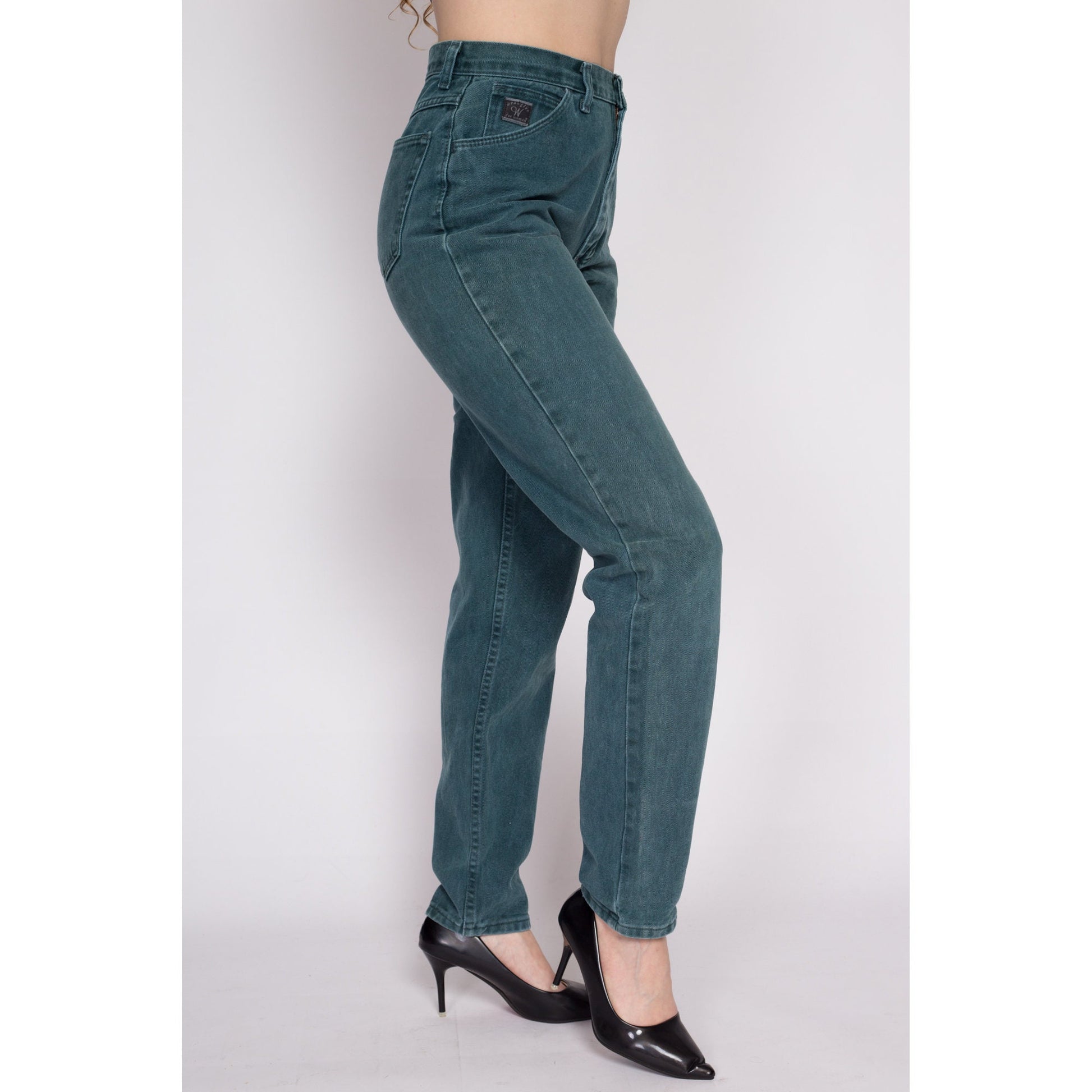 M| 90s Wrangler High Waisted Emerald Green Jeans - Medium, 27.5" | Vintage Denim Tapered Leg Mom Jeans