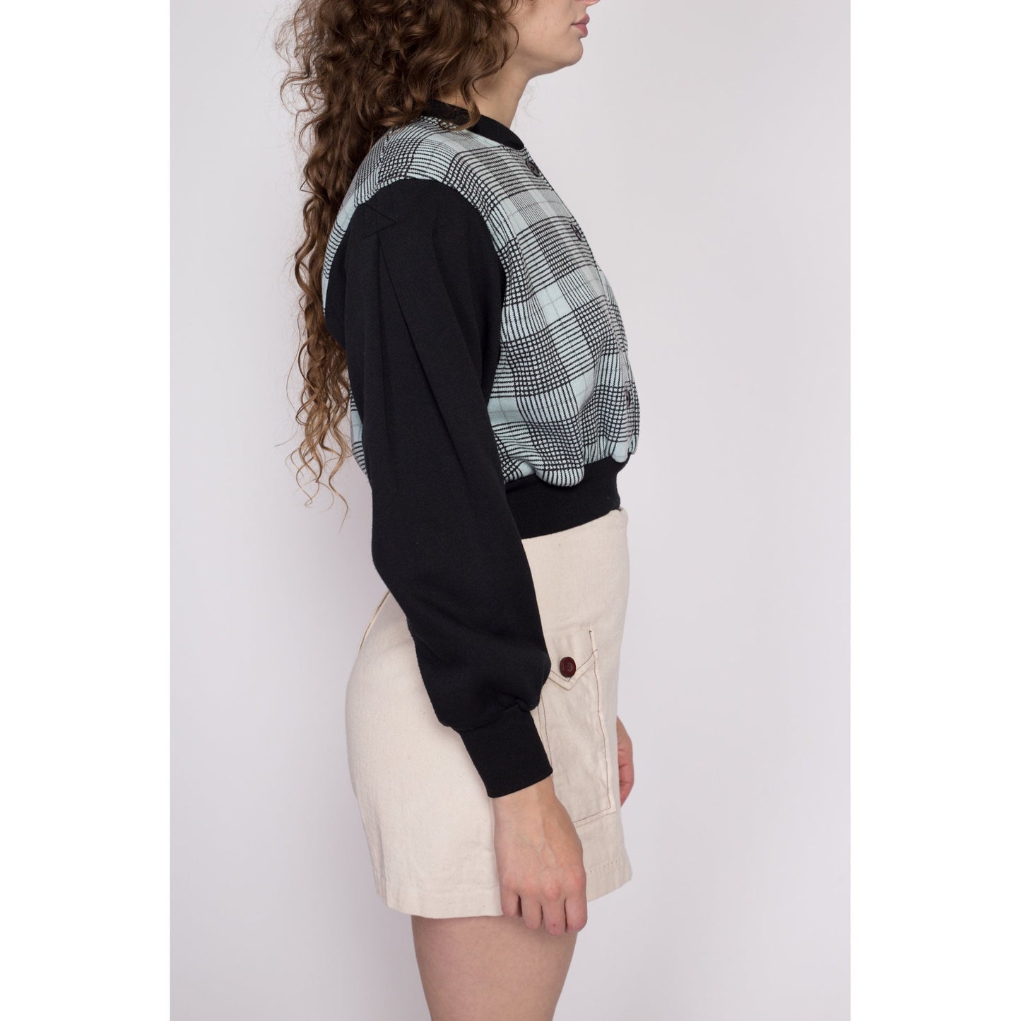 Medium 80s Plaid Cropped Sweatshirt | Vintage Grunge Color Block Button Up Pullover