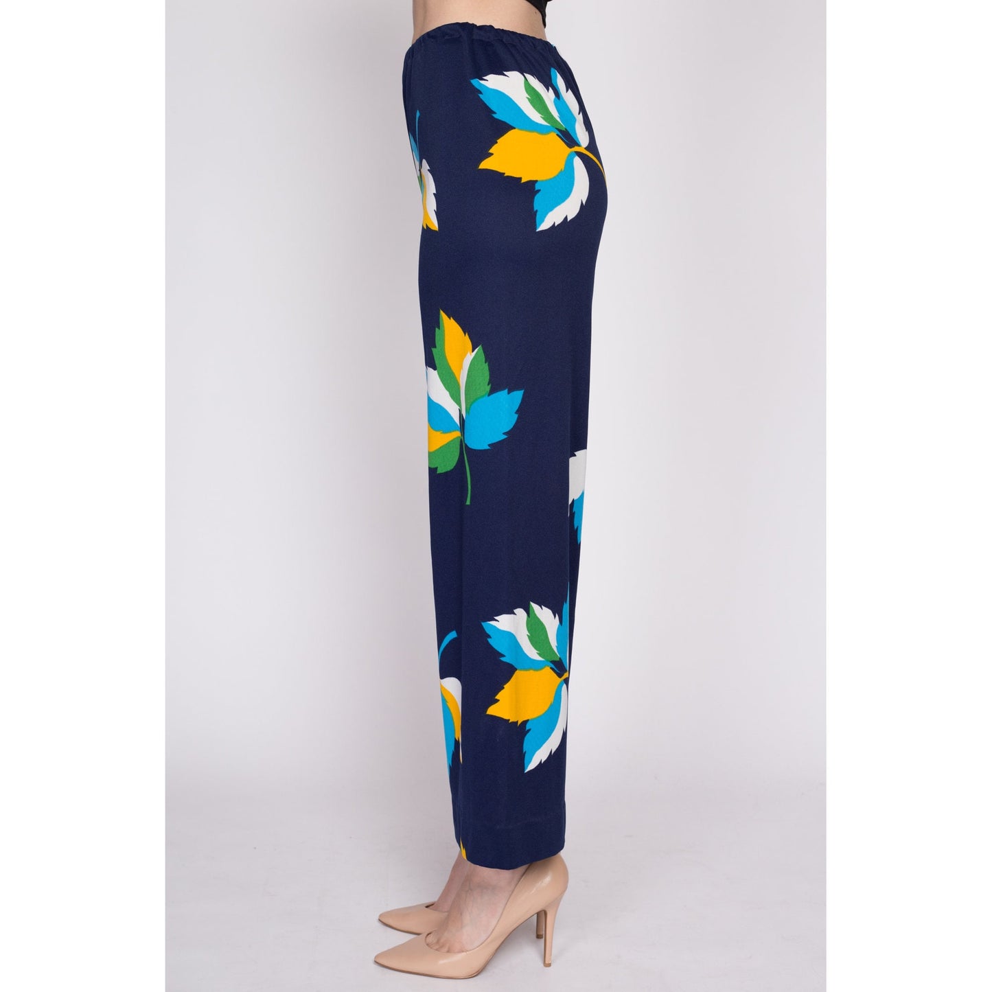 Sm-Med 70s Leaf Print Flared Pants | Vintage High Waisted Boho Elastic Polyester Trousers