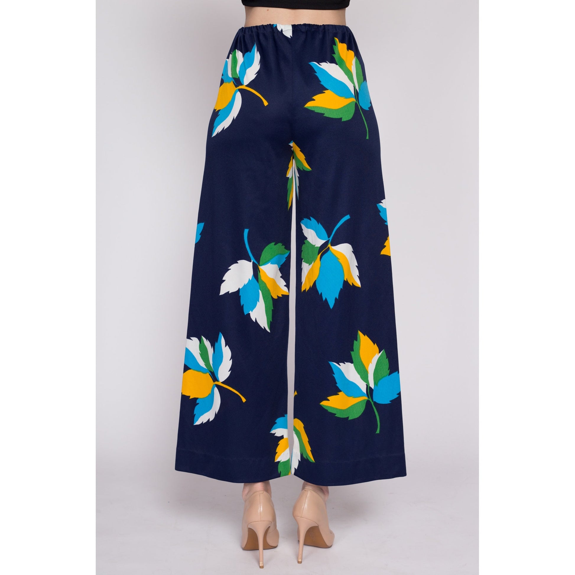 Sm-Med 70s Leaf Print Flared Pants | Vintage High Waisted Boho Elastic Polyester Trousers