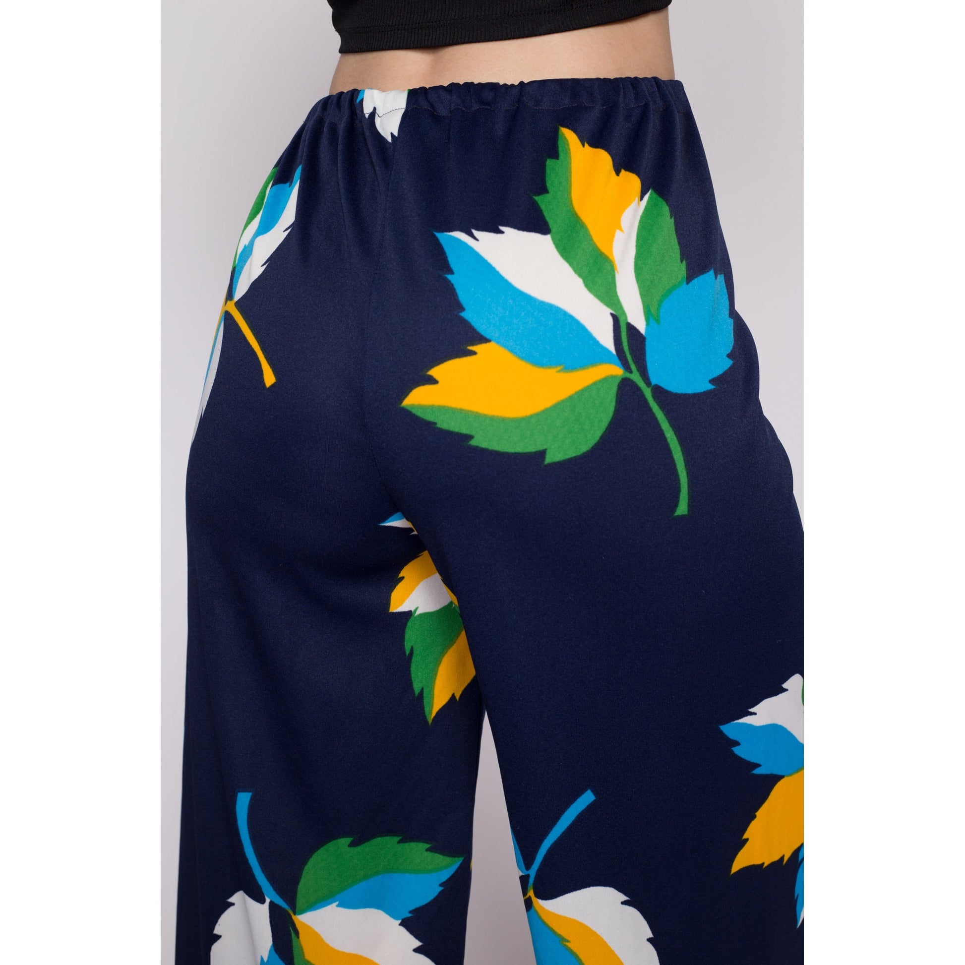 Sm-Med 70s Leaf Print Flared Pants | Vintage High Waisted Boho Elastic Polyester Trousers