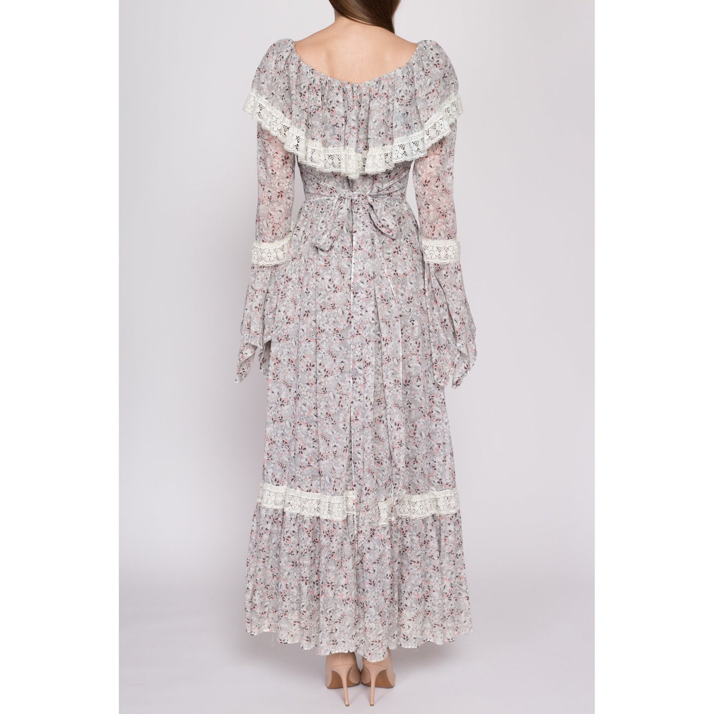 Small 70s Boho Grey Floral Angel Sleeve Maxi Dress | Vintage Long Sleeve A Line Prairie Hippie Gown