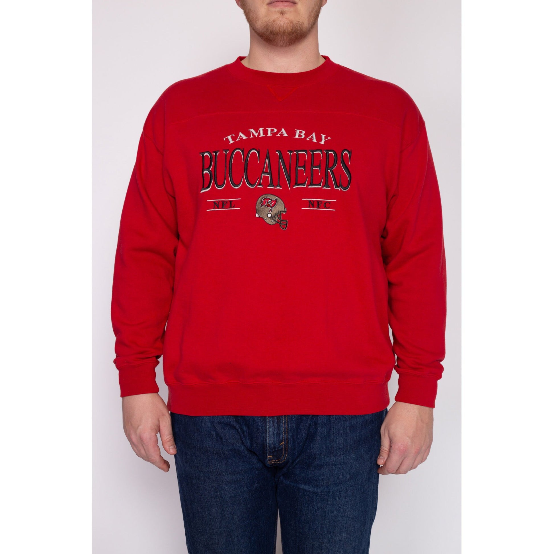 XL 90s Tampa Bay Buccaneers Sweatshirt | Vintage NFL Football Lee Red Graphic Crewneck Pullover