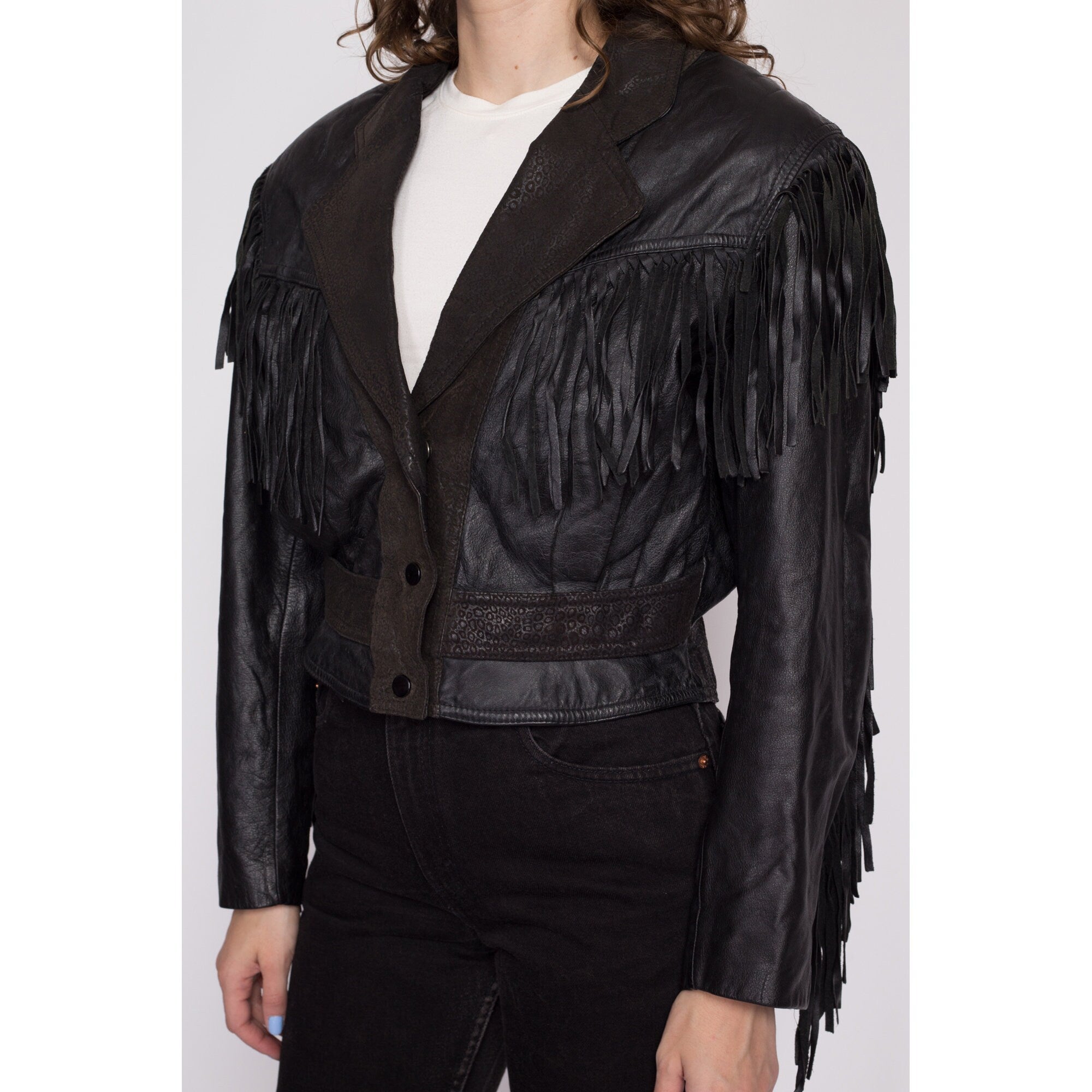 Medium 80s Black Leather Cropped Fringe Jacket – Flying Apple Vintage