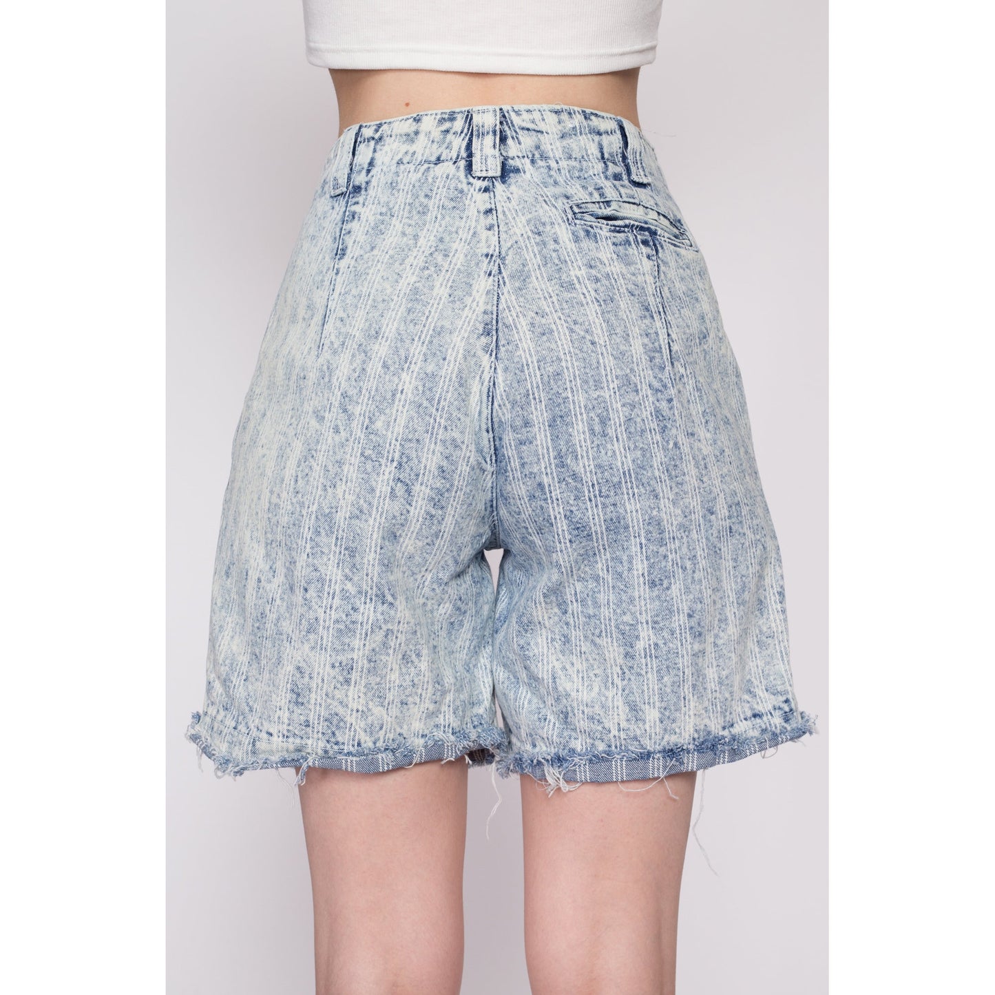 XS 80s Acid Wash Striped Jean Shorts 25" | Vintage Grunge Pleated Denim Wide Leg Frayed Shorts