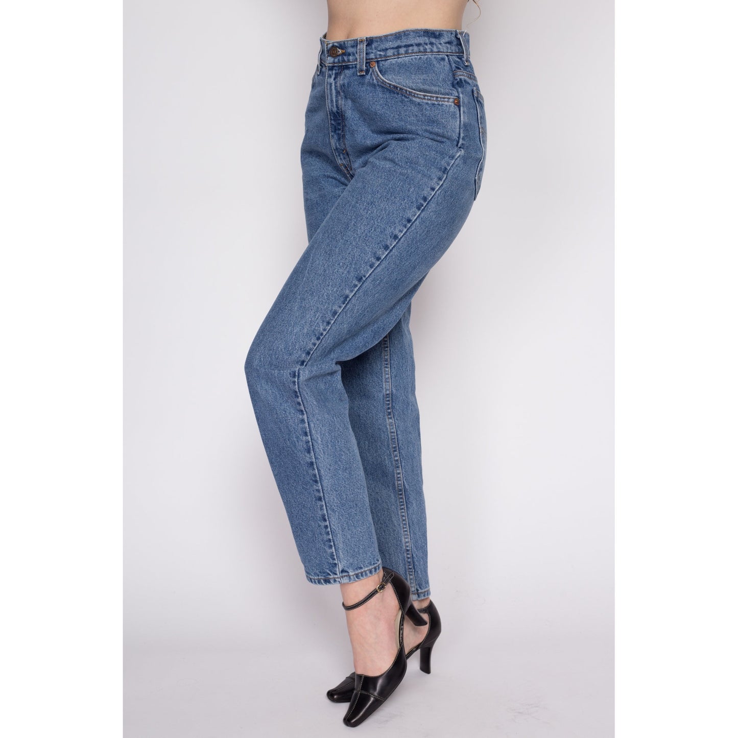 Medium Vintage Levis 912 High Waisted Jeans 28" | 90s Denim Slim Tapered Leg Mom Jeans