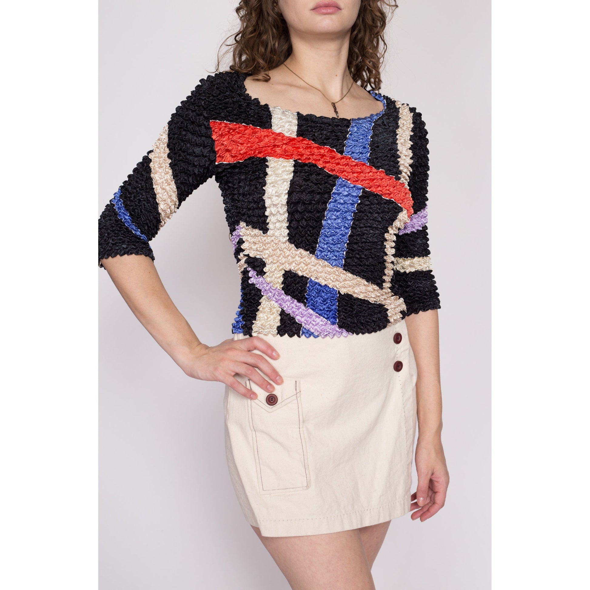 One Size Y2K Abstract Striped Popcorn Shirt | Vintage Stretchy Bubble Geometric Cropped 3/4 Sleeve Top