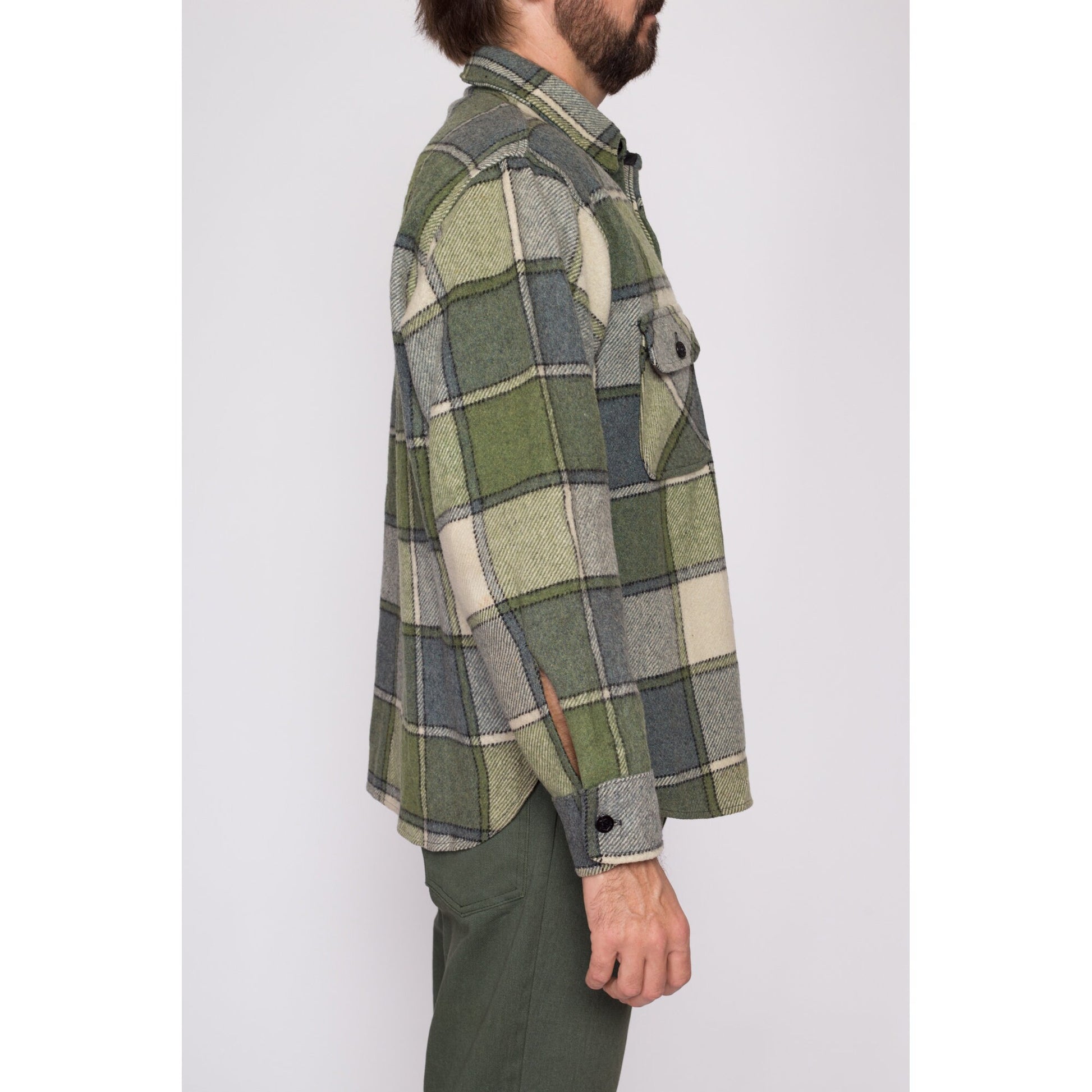 Large 70s Green Plaid Wool Shirt | Vintage Button Up Collared Overshirt Shacket