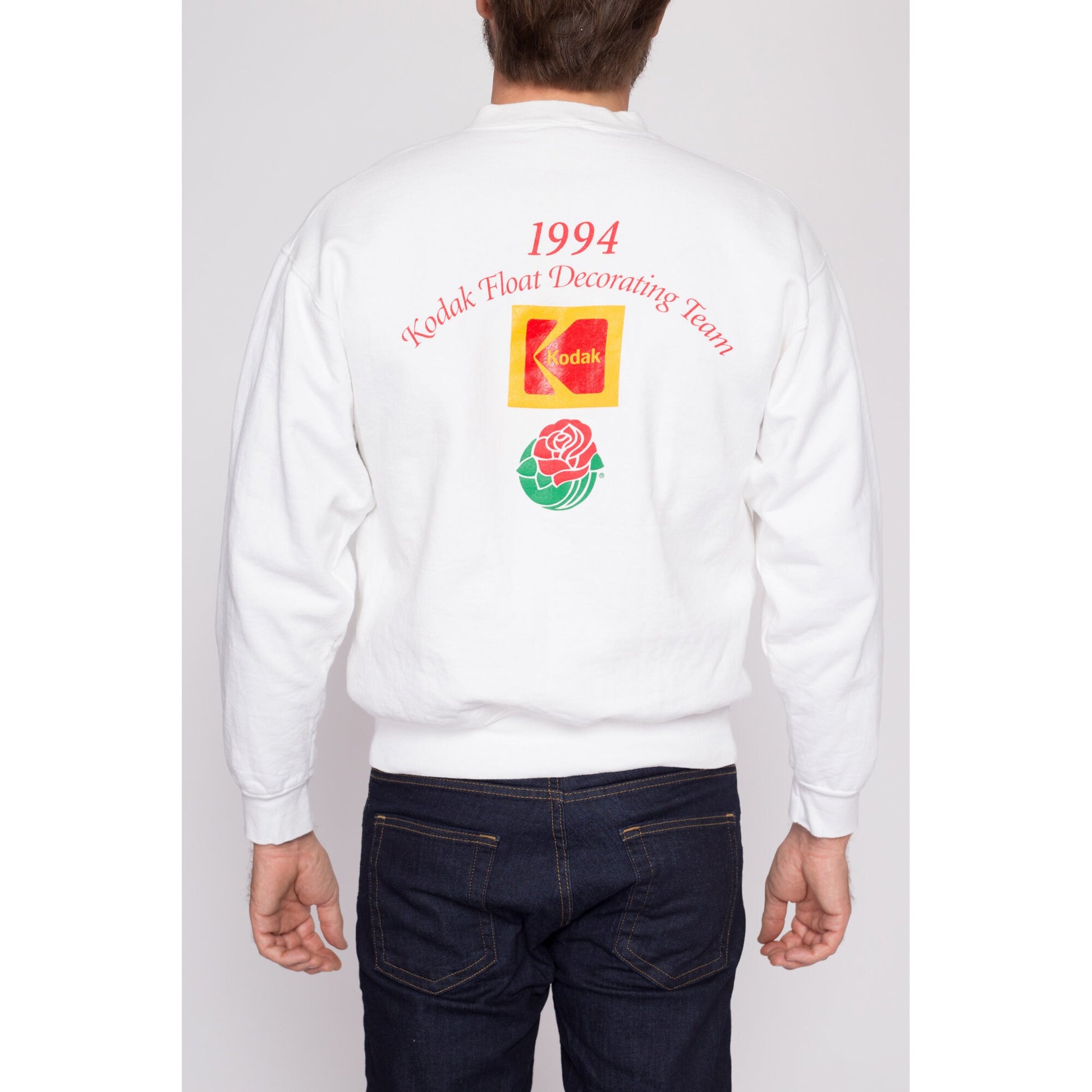 Medium 90s Prehistoric Adventure Rose Parade Sweatshirt | Vintage Dinosaur New Year's Kodak Float Team Graphic Crewneck