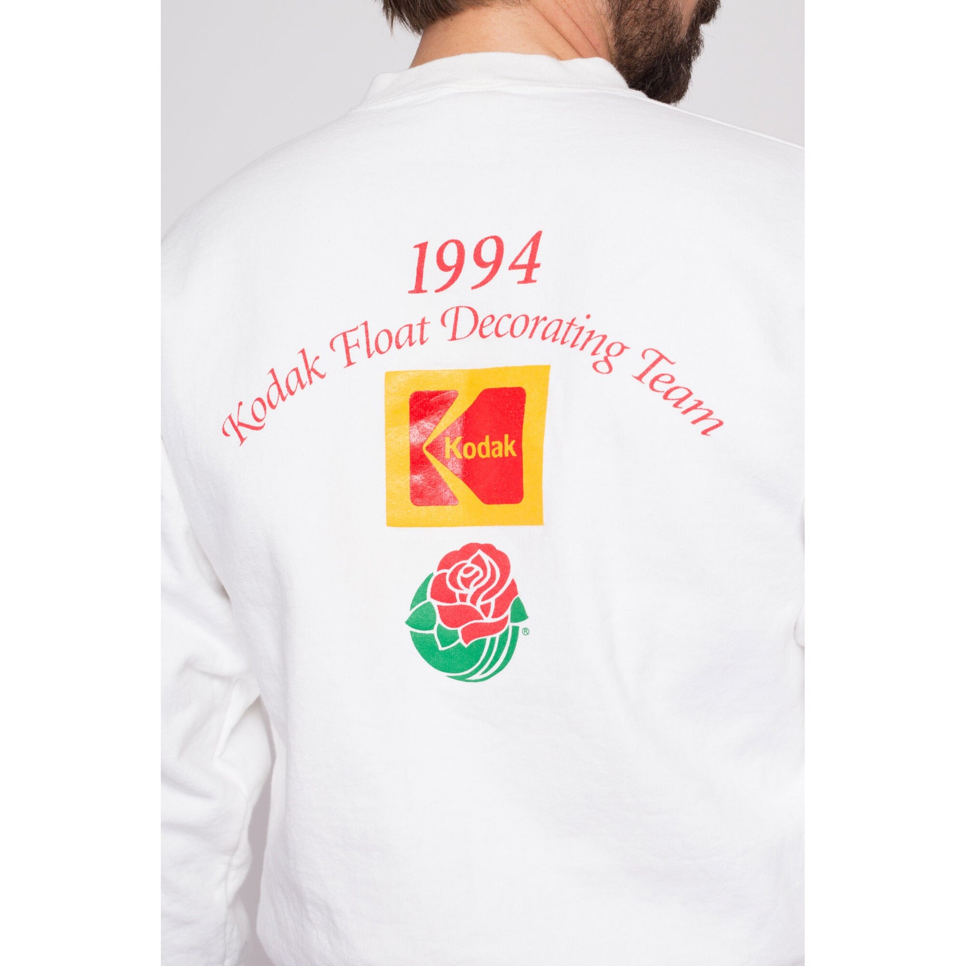 Medium 90s Prehistoric Adventure Rose Parade Sweatshirt | Vintage Dinosaur New Year's Kodak Float Team Graphic Crewneck