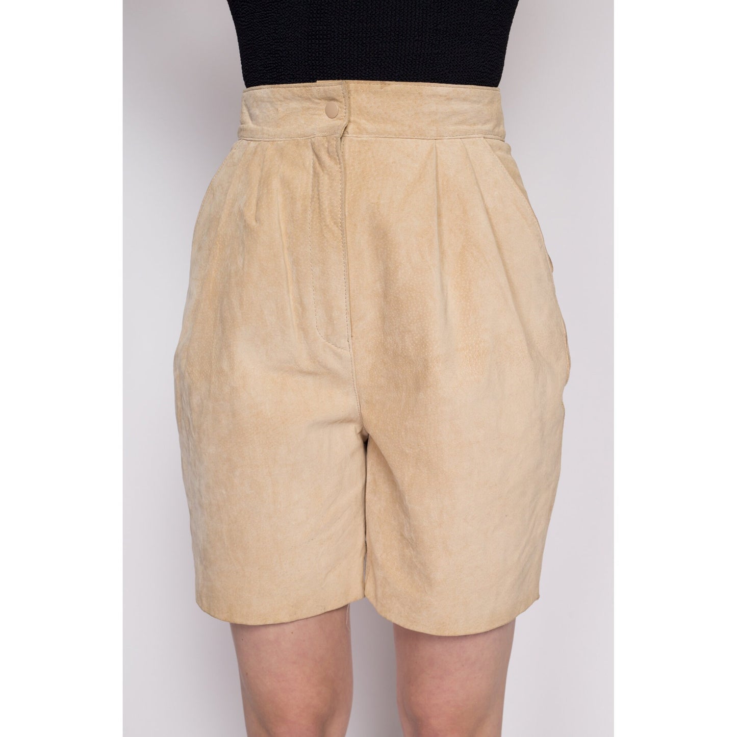Sm-Med 80s Tan Suede Leather Shorts 27" | Vintage High Waisted Pleated Shorts