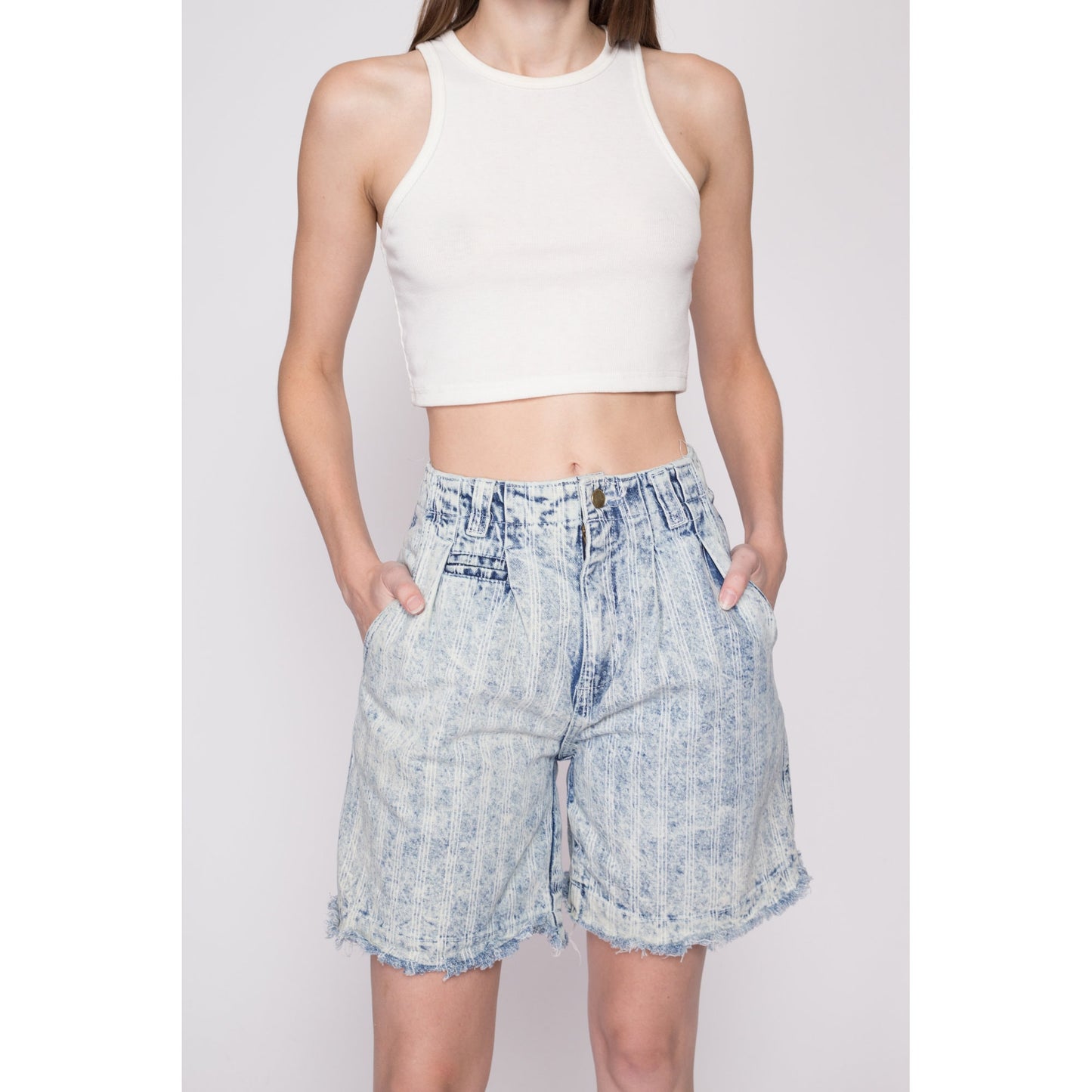 XS 80s Acid Wash Striped Jean Shorts 25" | Vintage Grunge Pleated Denim Wide Leg Frayed Shorts