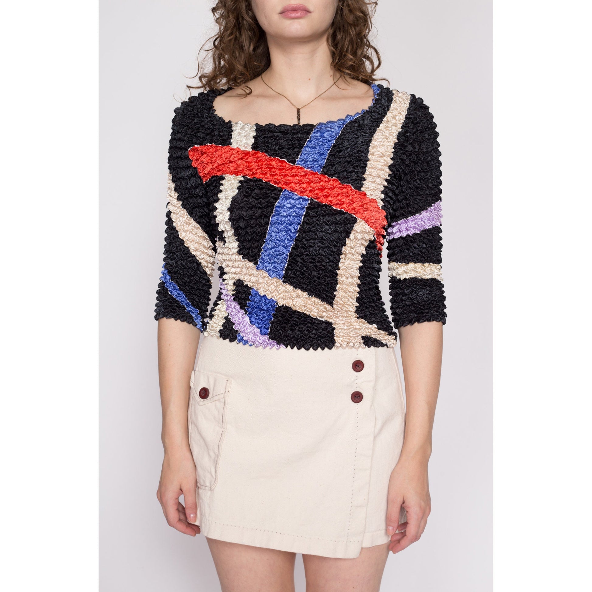 One Size Y2K Abstract Striped Popcorn Shirt | Vintage Stretchy Bubble Geometric Cropped 3/4 Sleeve Top