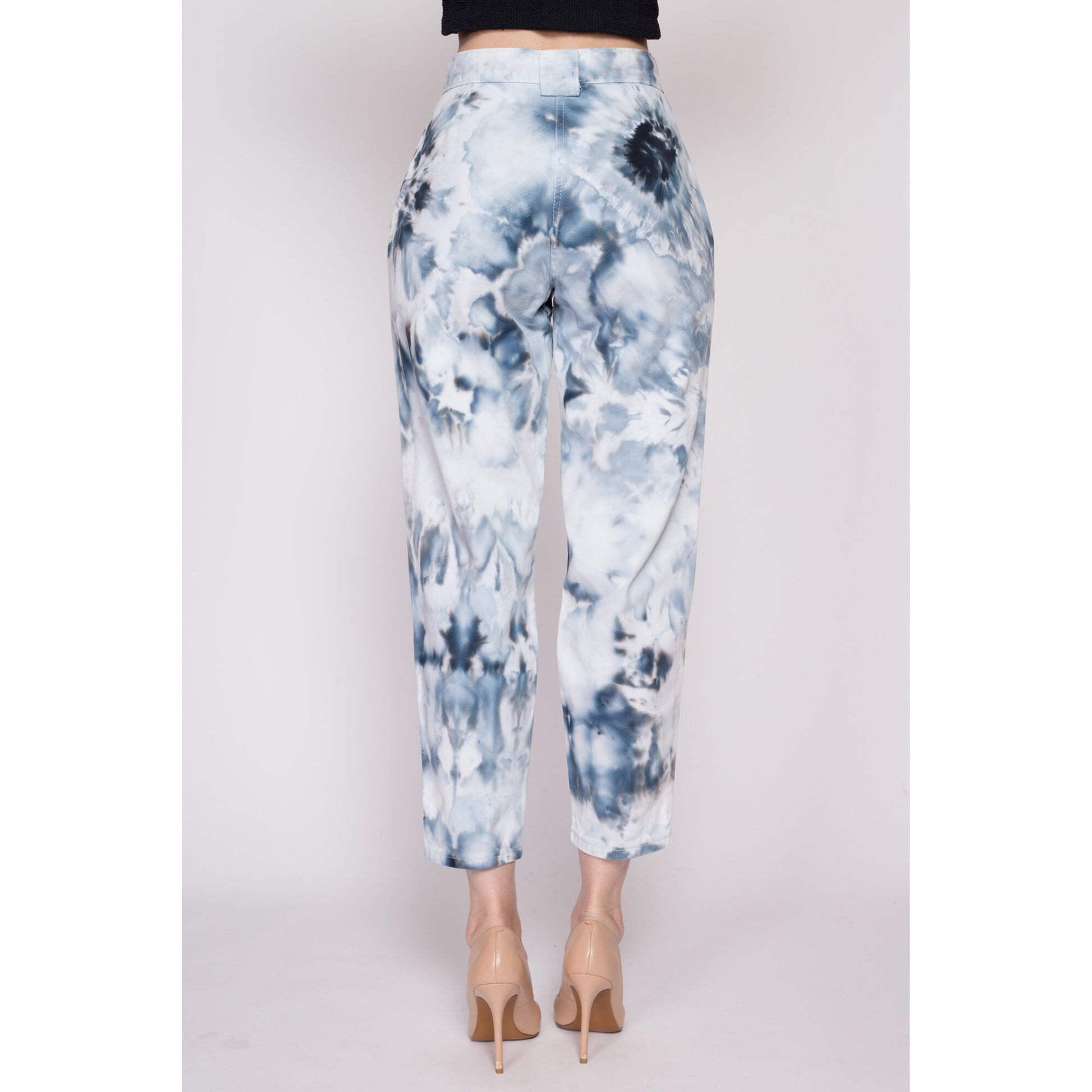 XS 80s High Waisted Tie Dye Pleated Mom Jeans 25" | Vintage Chic Blue White Ice Dyed Reworked Tapered Leg Jeans