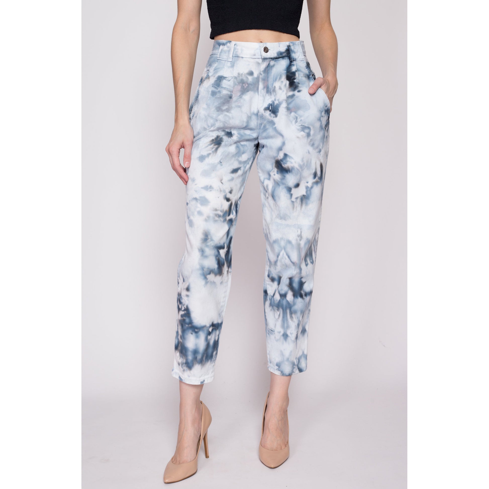 XS 80s High Waisted Tie Dye Pleated Mom Jeans 25" | Vintage Chic Blue White Ice Dyed Reworked Tapered Leg Jeans
