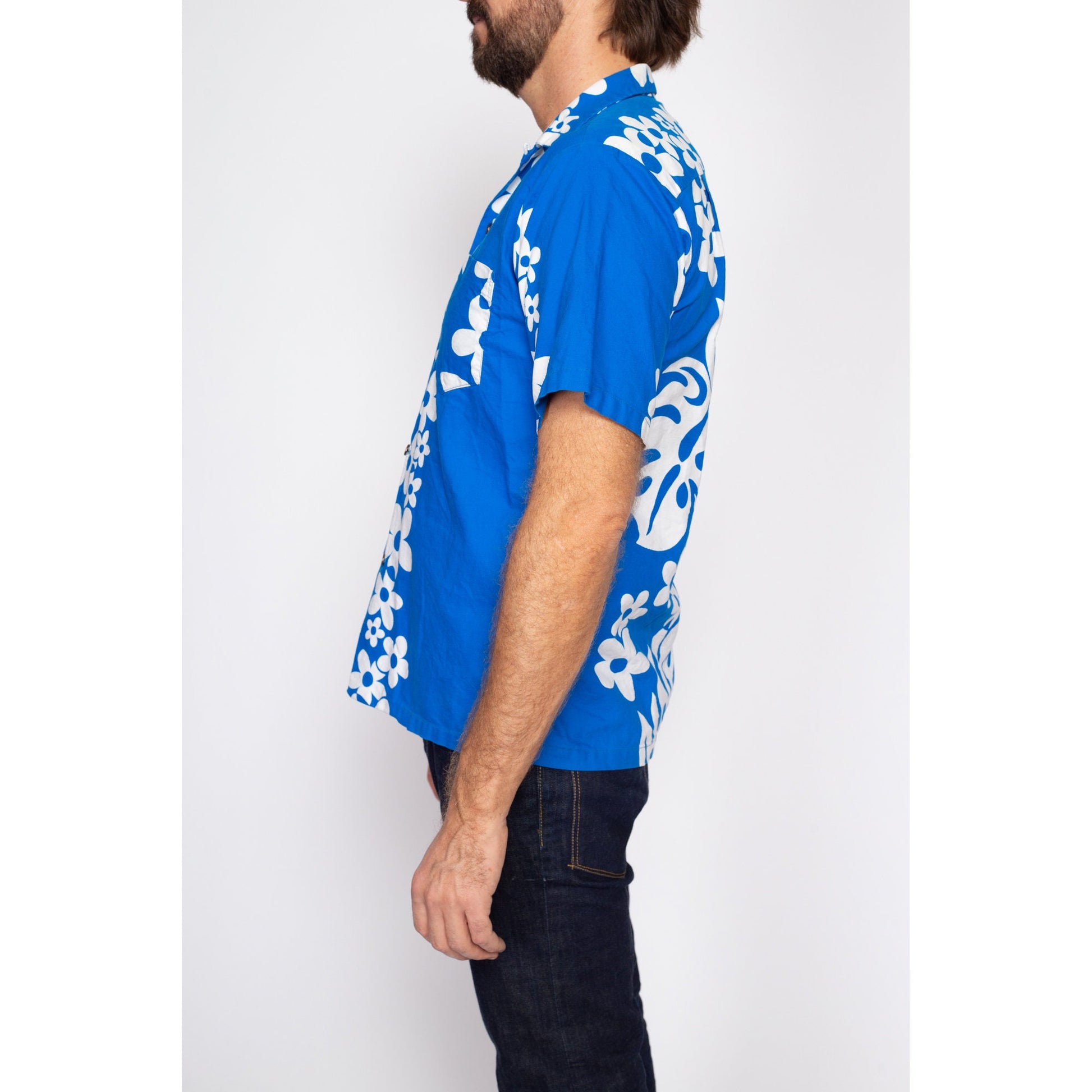 Medium 70s Hawaiian Blue Floral Aloha Shirt | Vintage Wooden Button Tropical Leaf Print Notched Collar Tourist Top