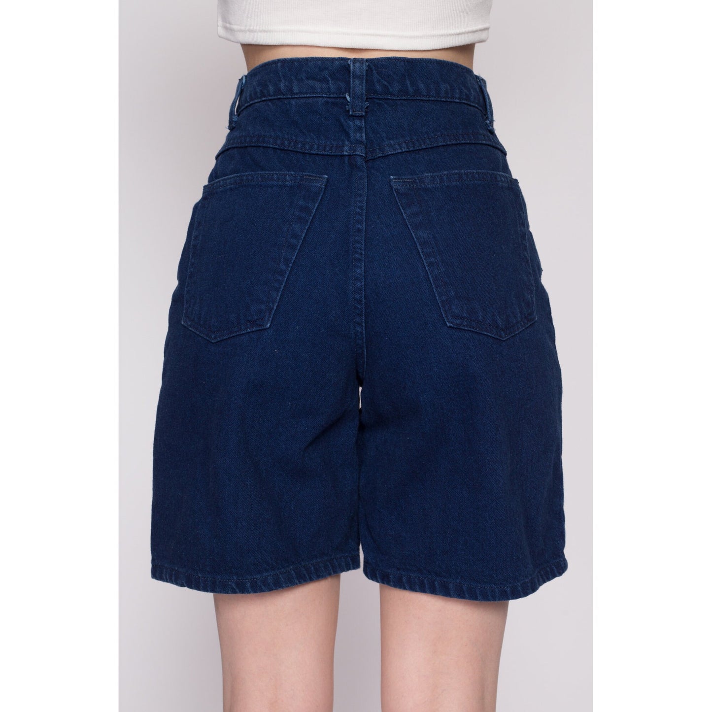 XS-Sm 90s Dark Wash Denim Mom Shorts 26" | Vintage High Waisted Long Inseam Jean Shorts