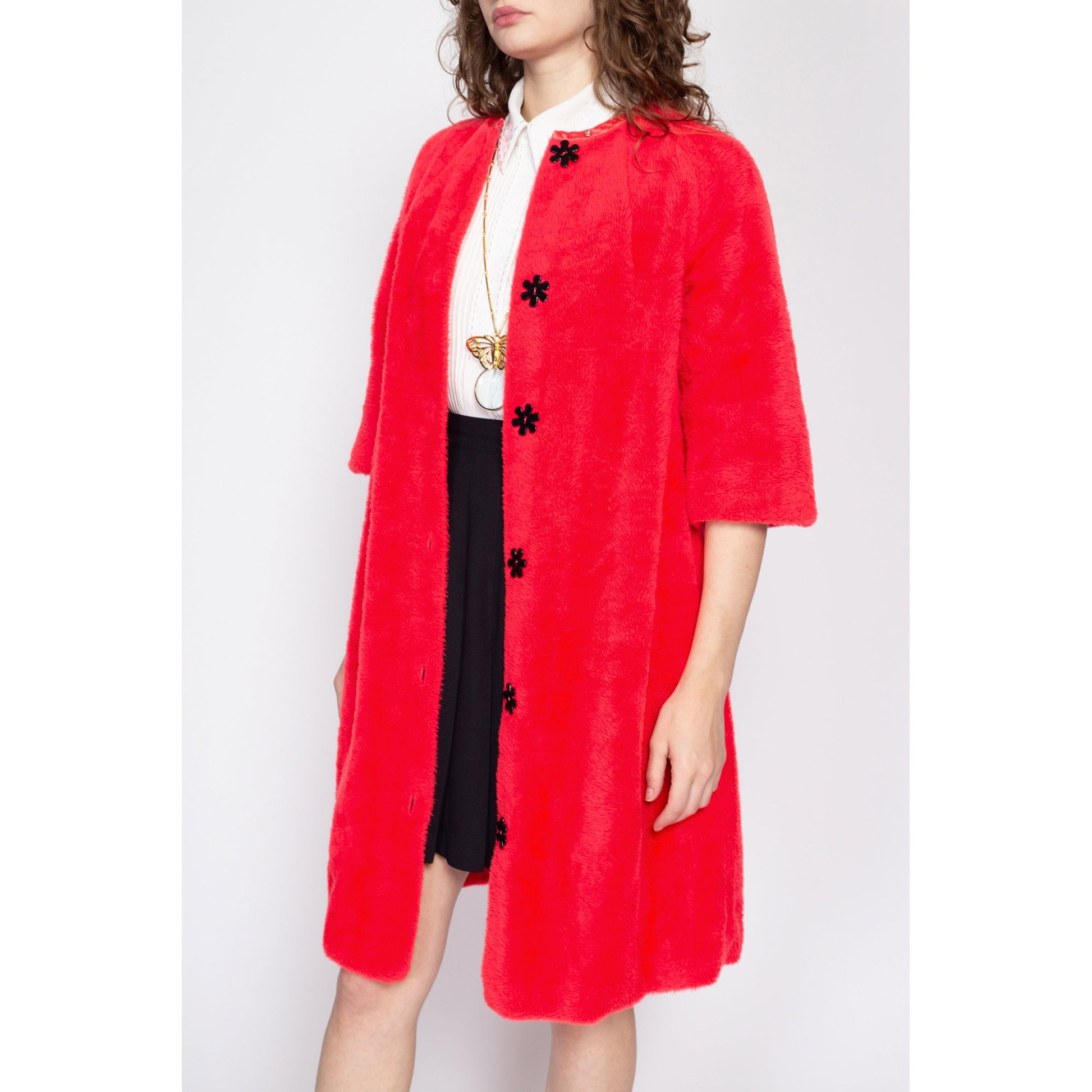 Small 60s Pink Plush Flower Button Robe | Retro Vintage Midi Swing Lounge Jacket