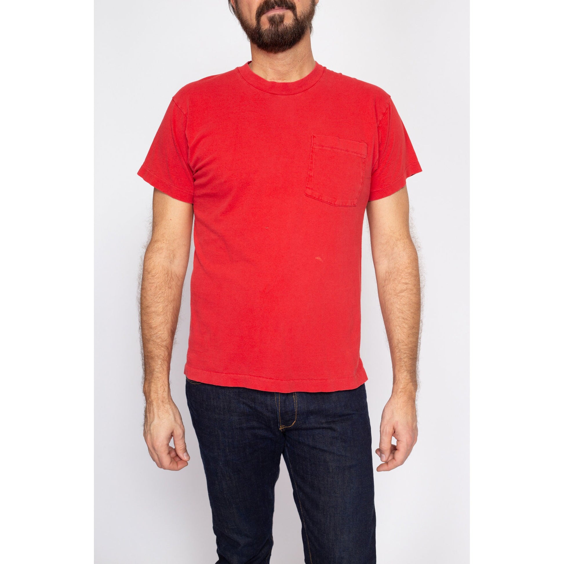 Med-Lrg 80s Plain Red Pocket Tee | Vintage Single Stitch Cotton T Shirt