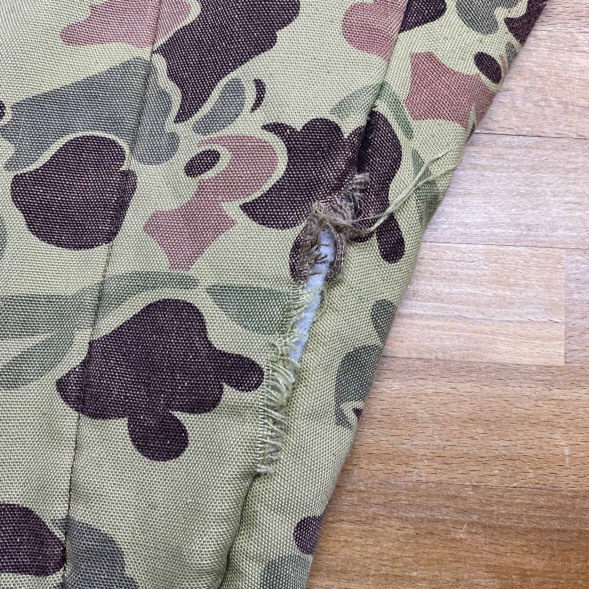 Large 80s Duck Hunt Camo Quilted Coveralls | Vintage Camouflage Outdoor Gear Hunting Jumpsuit