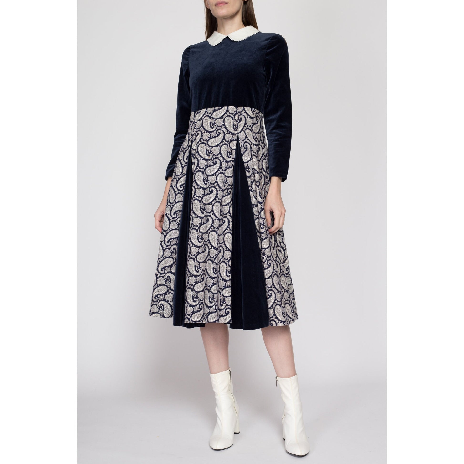Petite Small 80s Blue Velvet Paisley Fit & Flare Dress | Retro Vintage Long Sleeve Peter Pan Collar Midi Dress