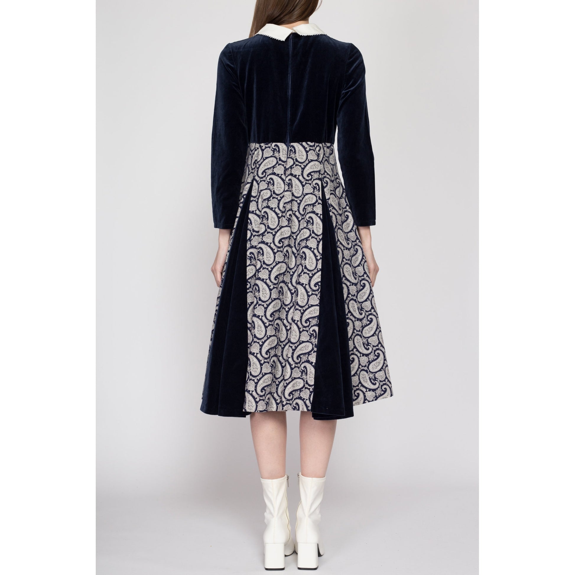 Petite Small 80s Blue Velvet Paisley Fit & Flare Dress | Retro Vintage Long Sleeve Peter Pan Collar Midi Dress