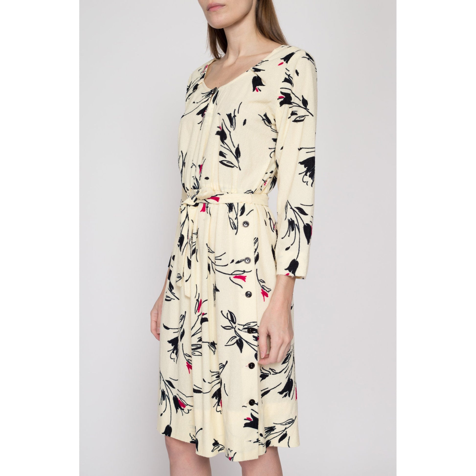 Medium 70s Floral Terrycloth Belted Dress | Retro Vintage Long Sleeve Secretary Dress