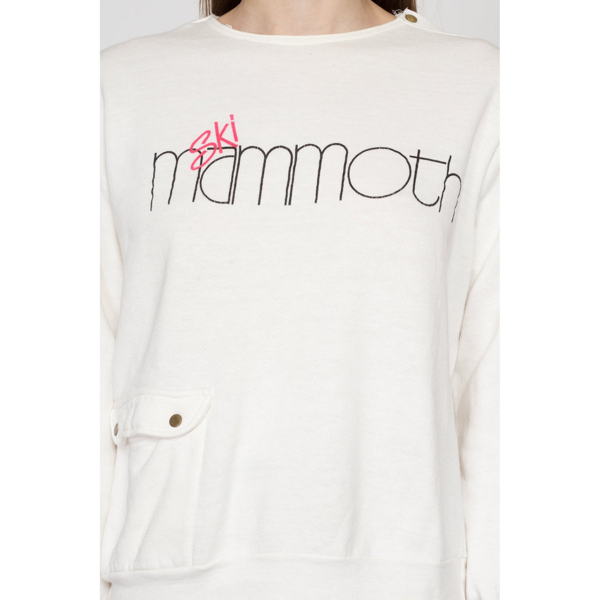 Medium 80s Ski Mammoth Sweatshirt | Vintage White Graphic Winter Tourist Pullover