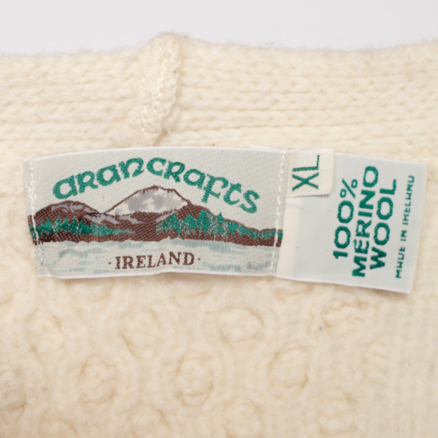 Medium Vintage Aran Crafts Irish Merino Wool Cable Knit Cardigan Petite | 80s Cream Button Up Cropped Fisherman Sweater
