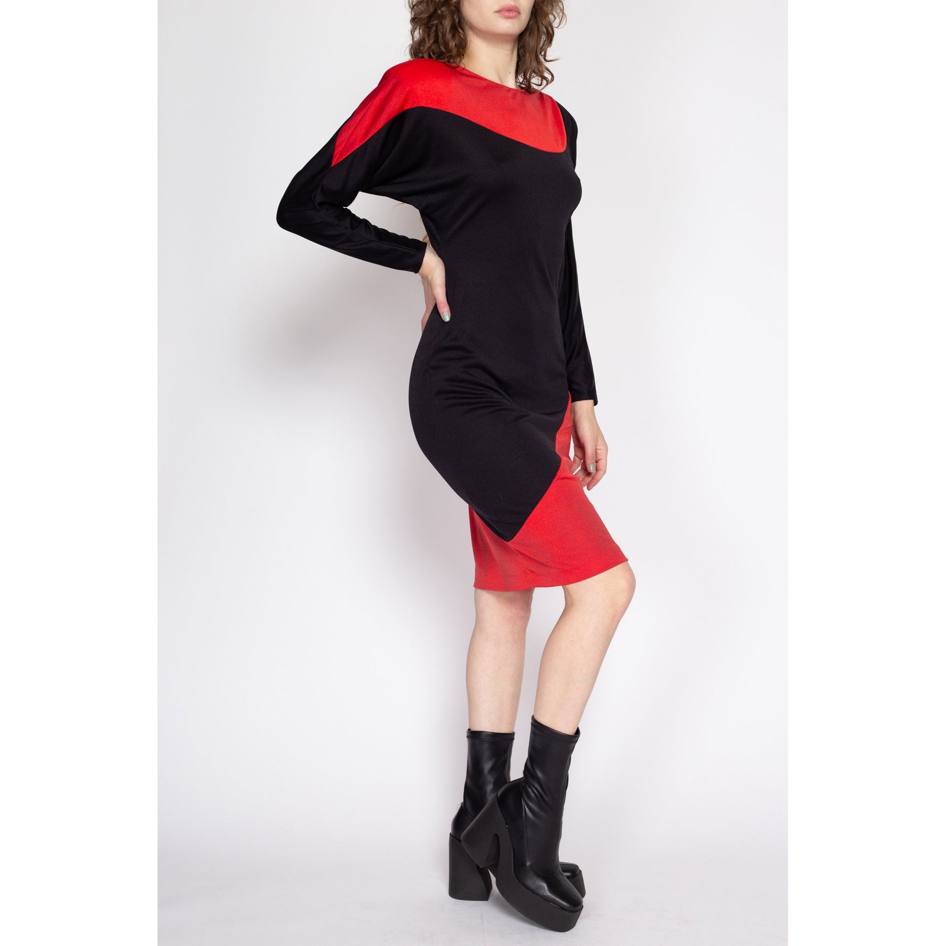 Medium 80s Climax By David Howard Red & Black Batwing Sleeve Mini Dress | Vintage Color Block Boat Neck Long Sleeve Dress