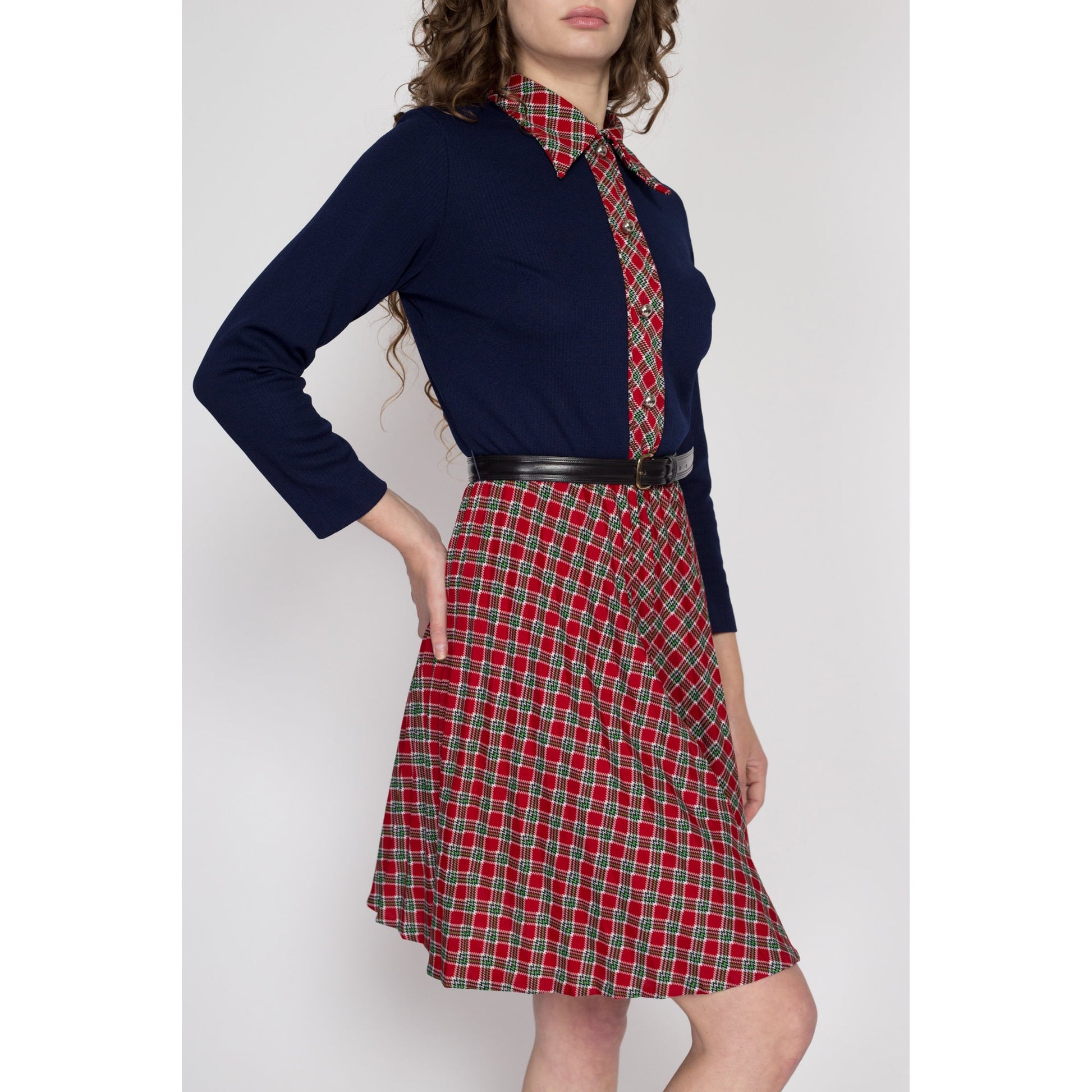 70s Plaid Fit & Flare Mini Dress - Medium Flying Apple Vintage 70s Plaid Fit & Flare Mini Dress - Medium Flying Apple Vintage